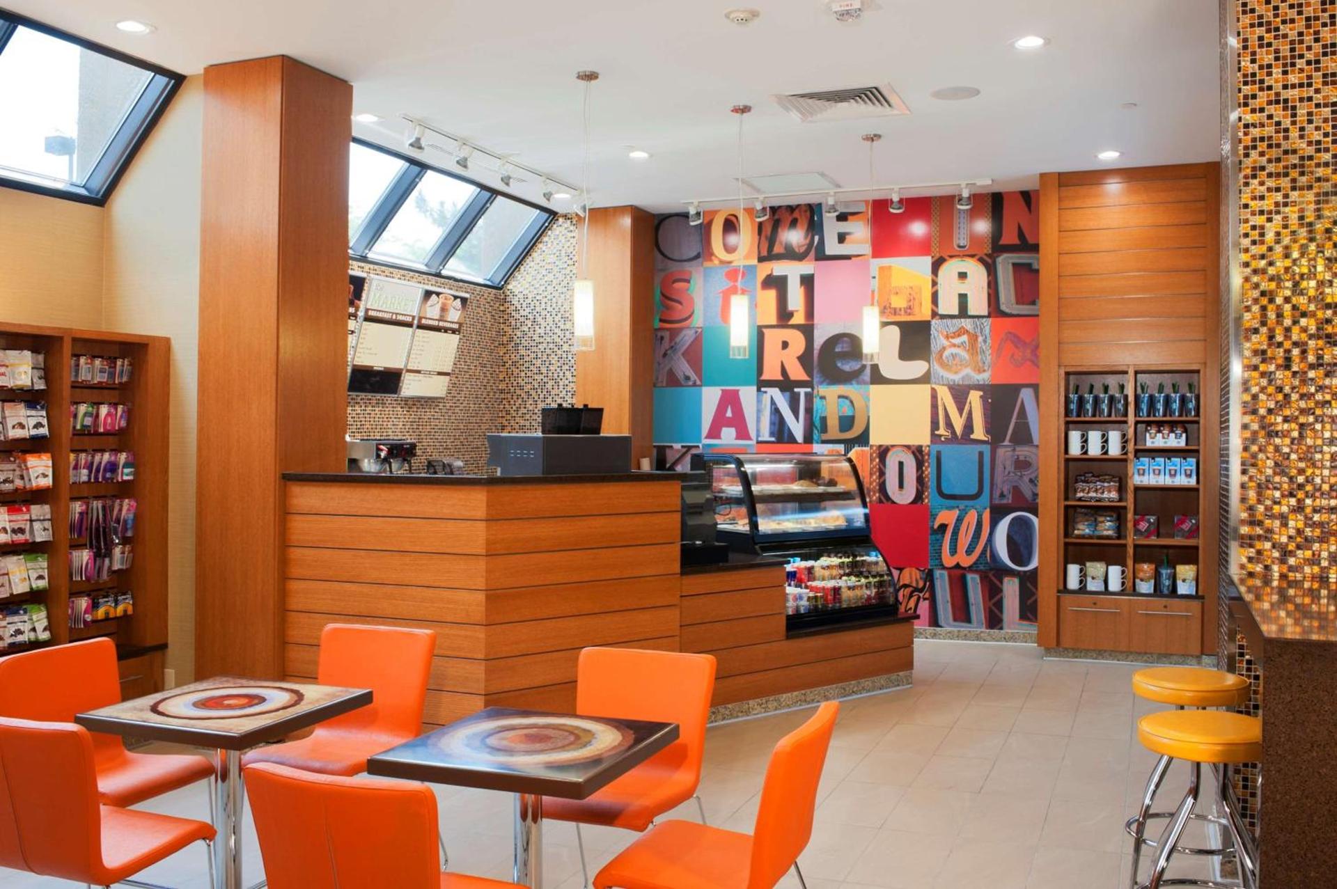 DoubleTree by Hilton Hotel St. Louis - Chesterfield photo 18
