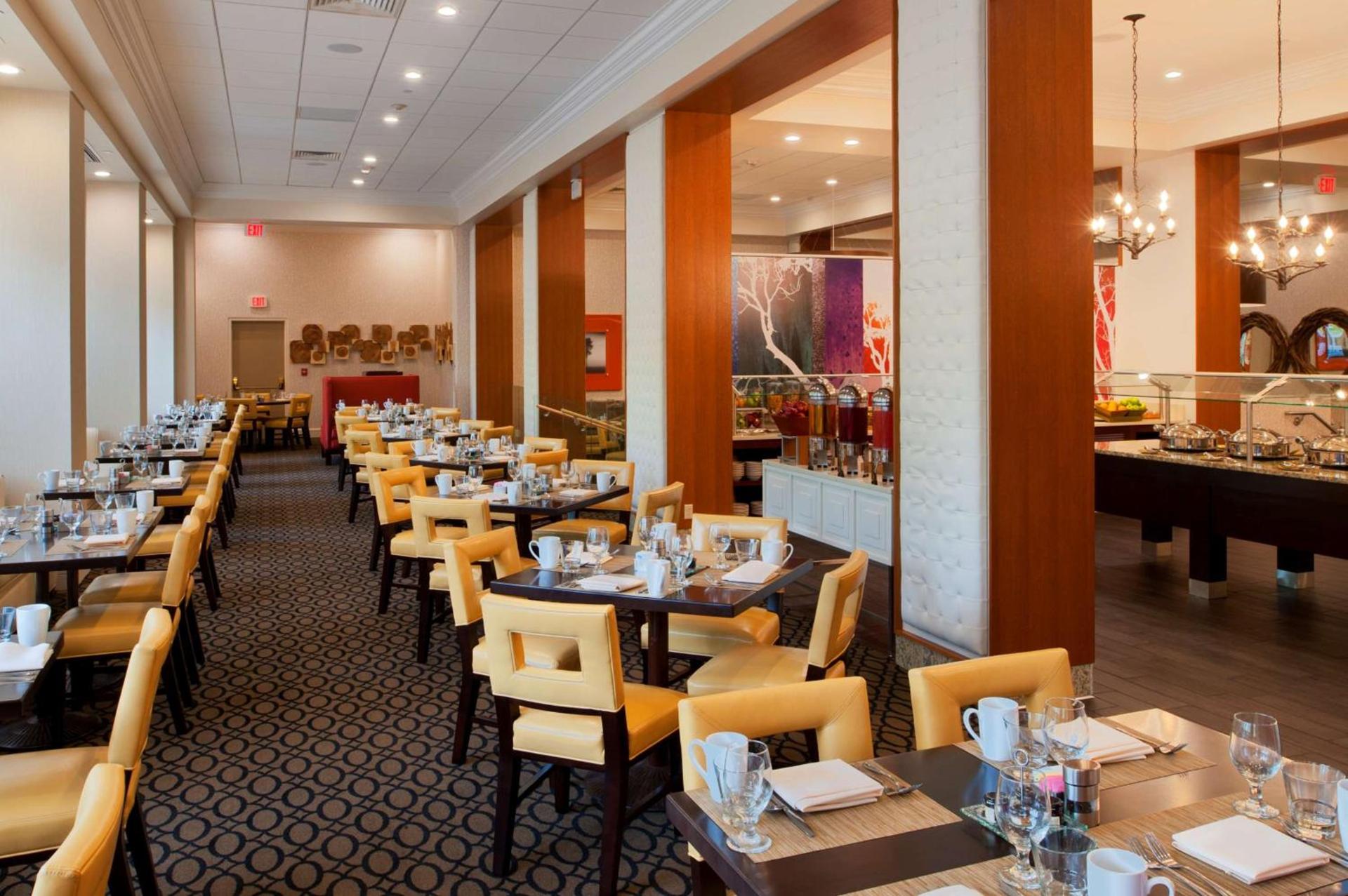 DoubleTree by Hilton Hotel St. Louis - Chesterfield photo 19