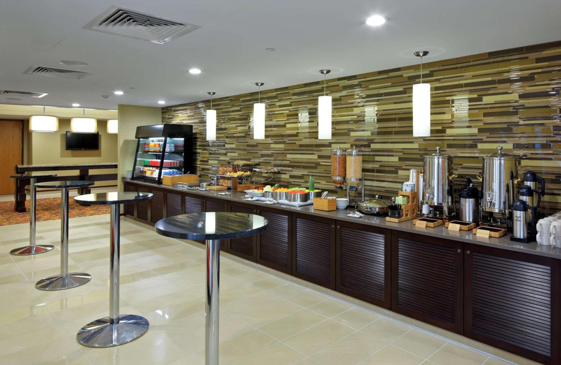 DoubleTree by Hilton Hotel St. Louis - Chesterfield photo 42