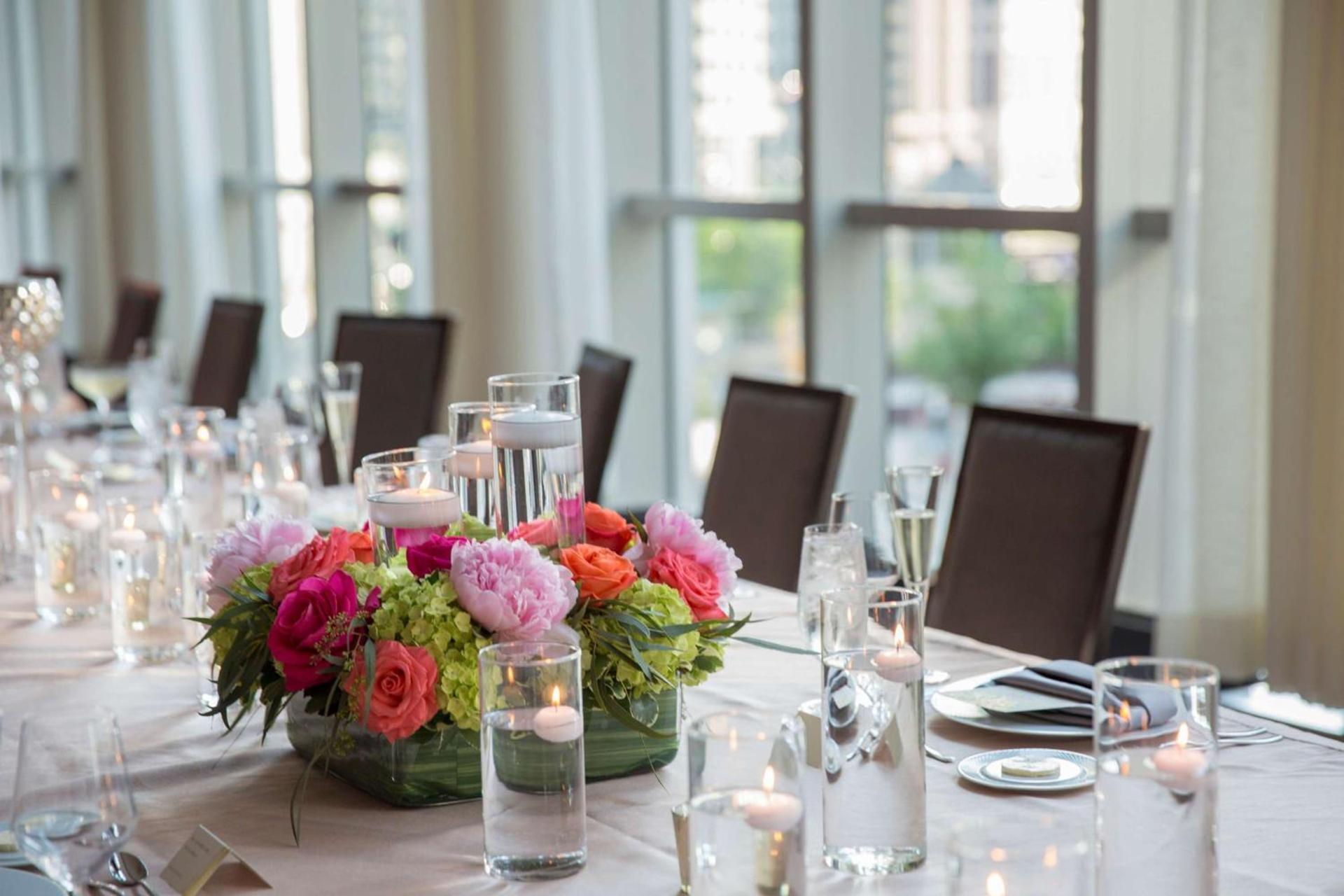 LondonHouse Chicago, Curio Collection by Hilton photo 34