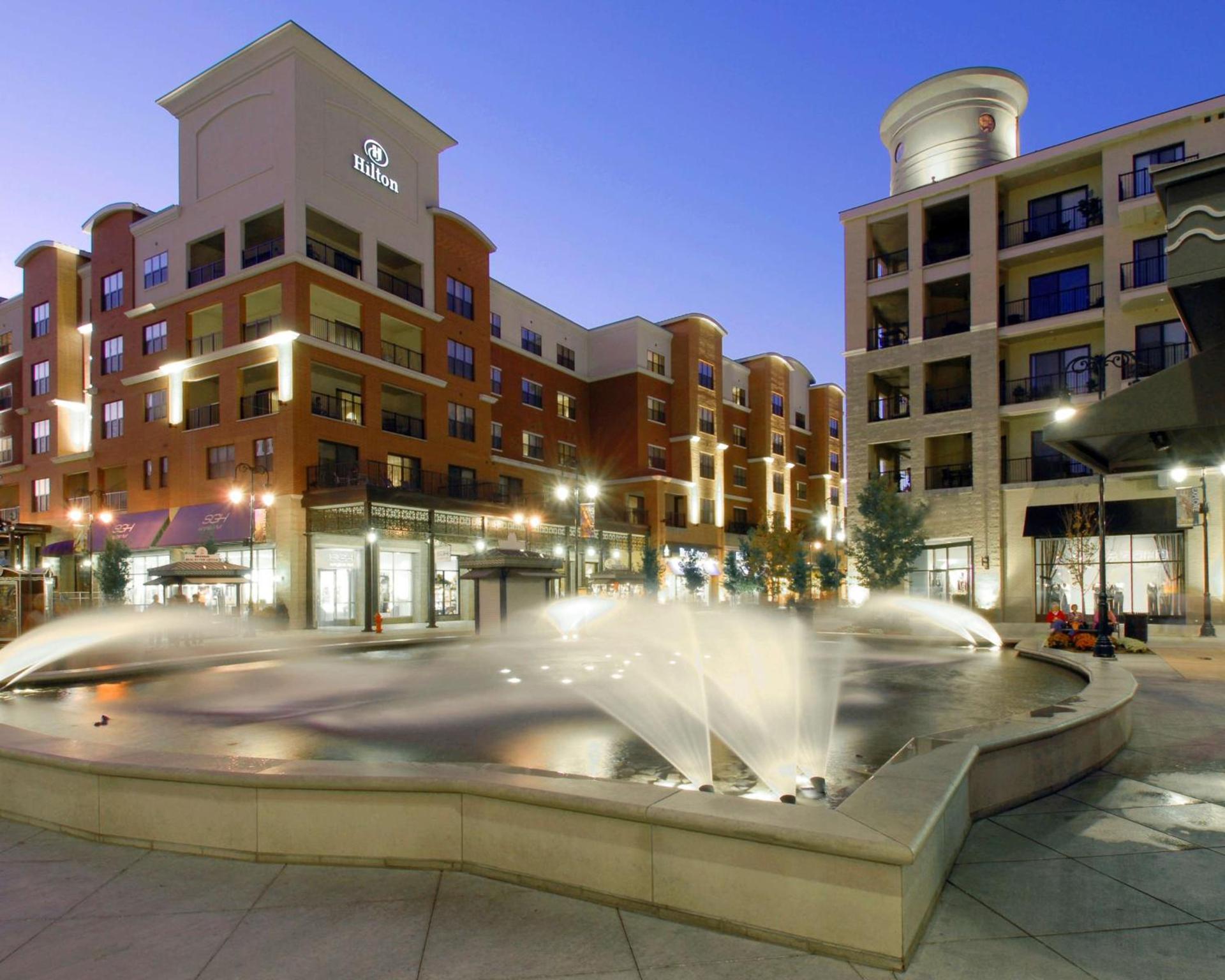 Hilton Promenade Branson Landing — hotel in Branson