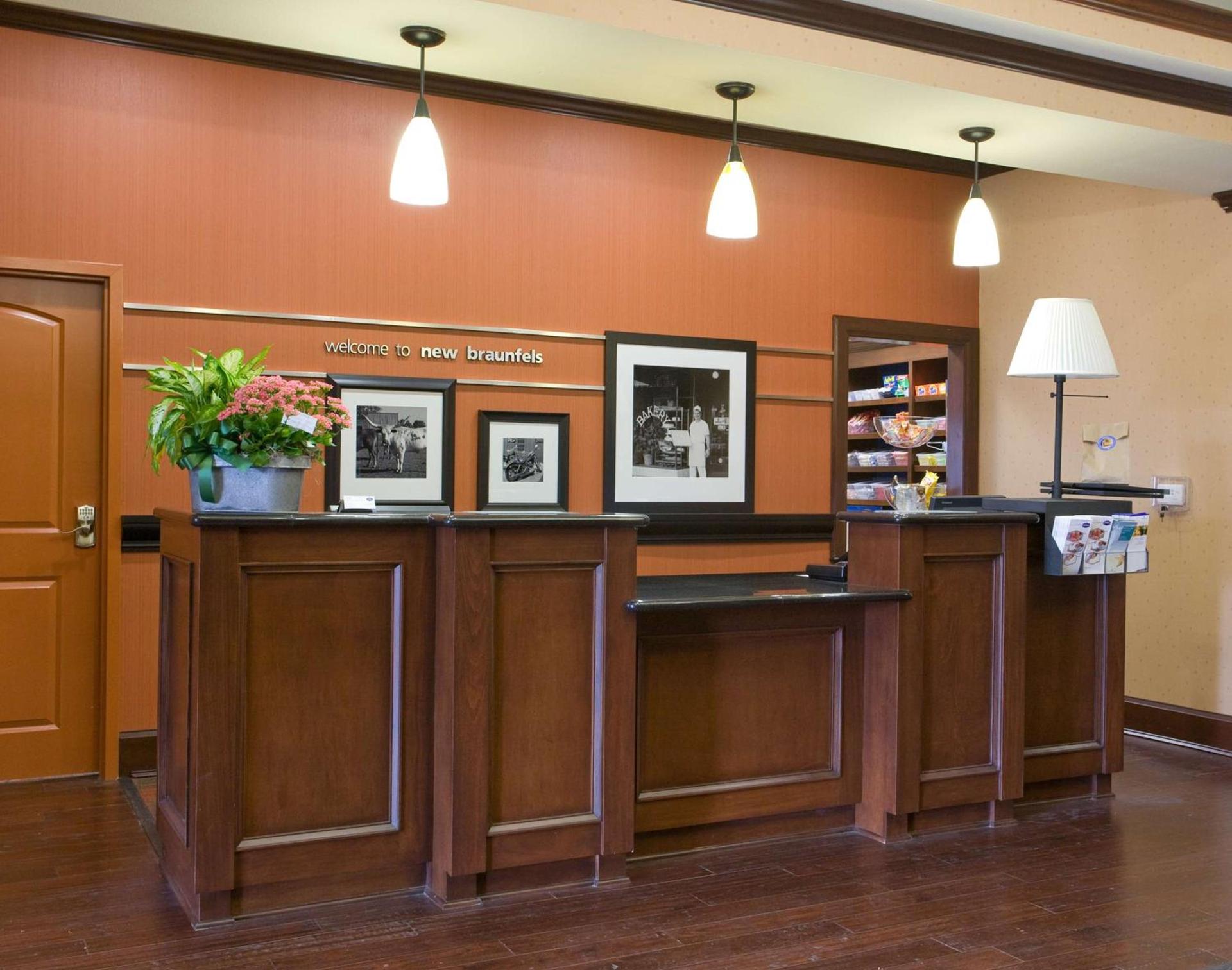 Hampton Inn & Suites New Braunfels photo 3