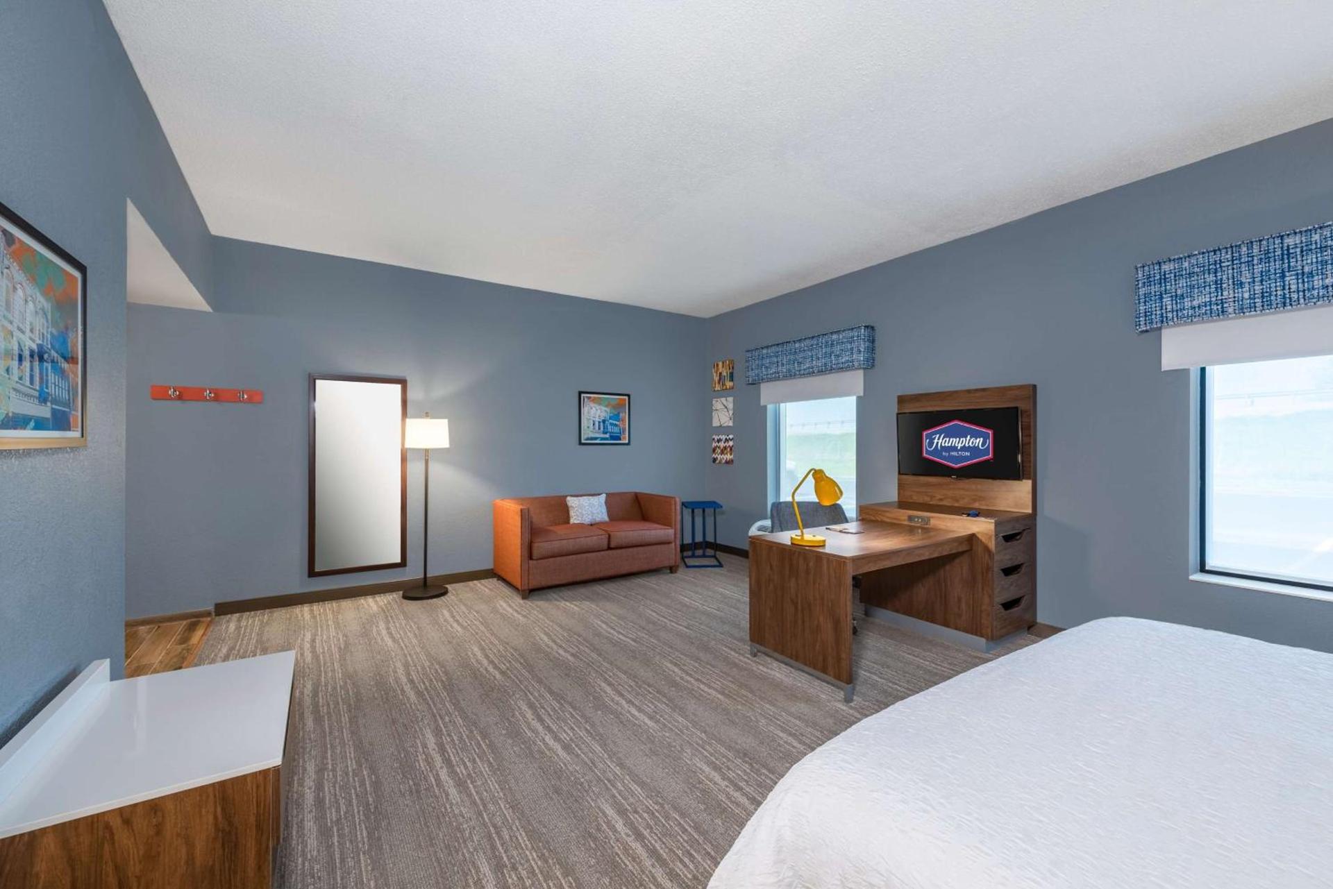 Hampton Inn & Suites Hopkinsville photo 20
