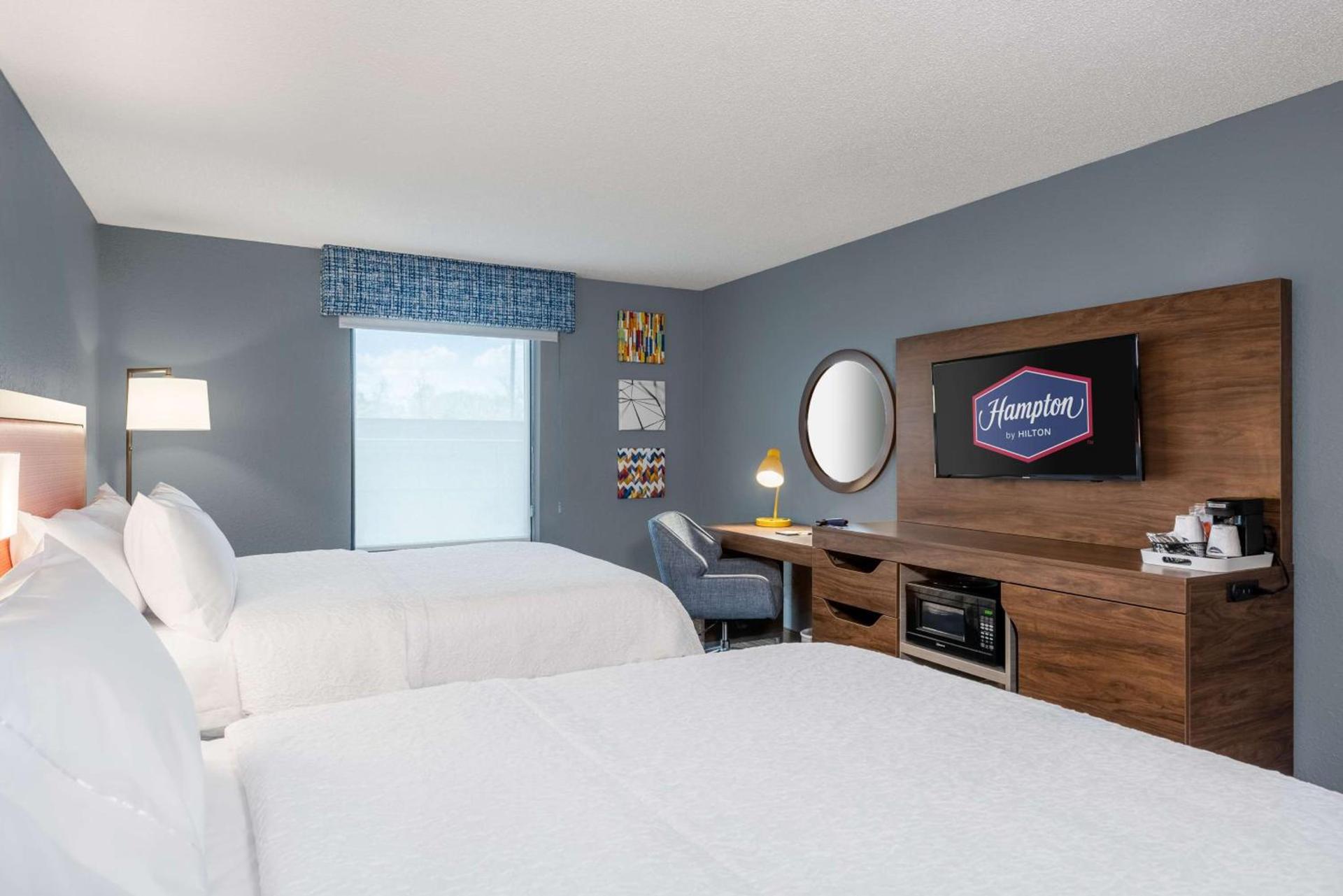 Hampton Inn & Suites Hopkinsville photo 25