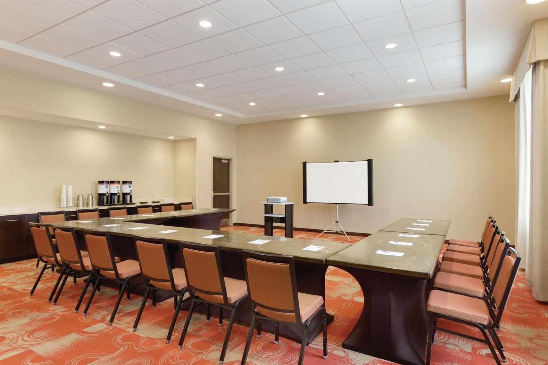 Hampton Inn, St. Albans Vt photo 18