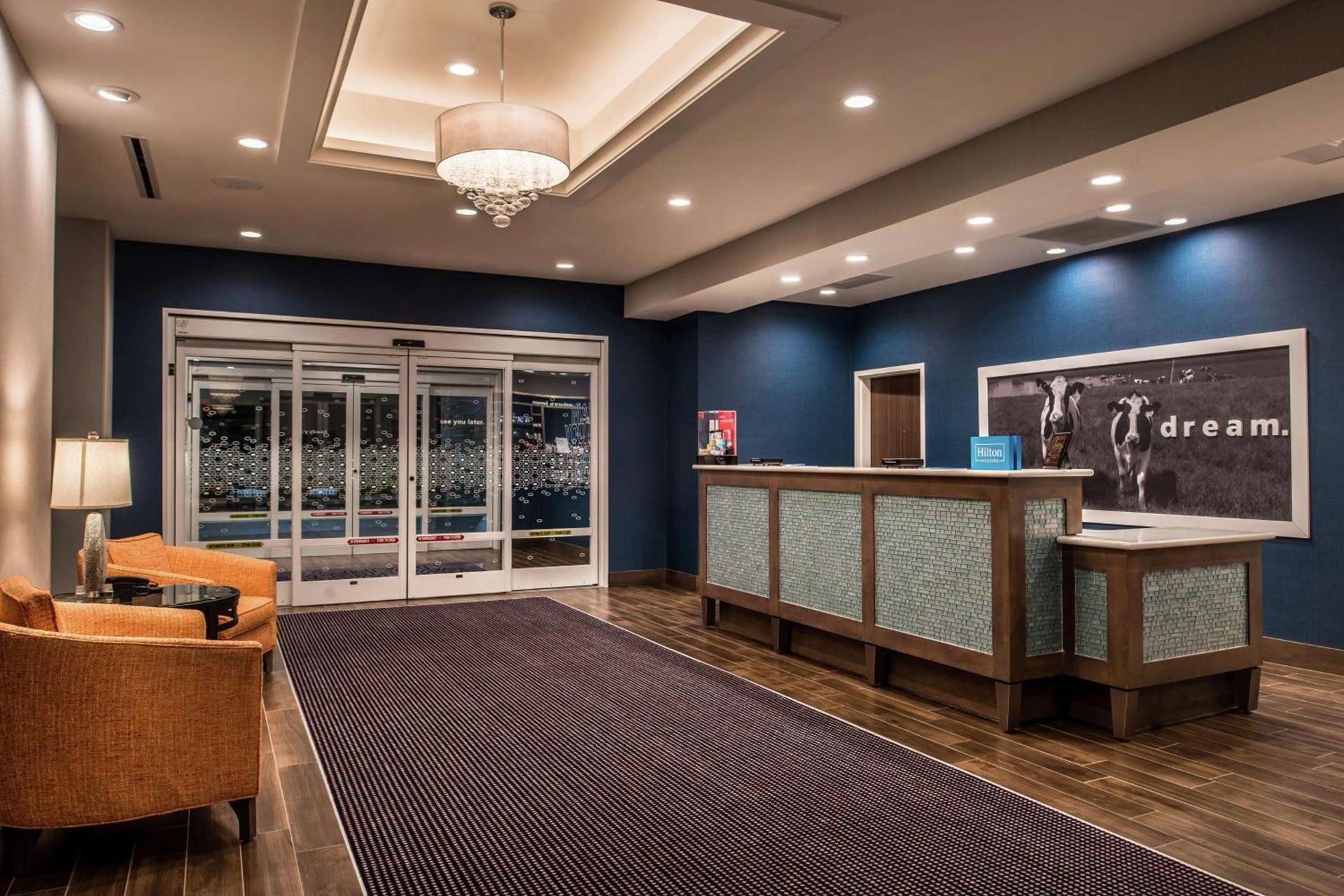 Hampton Inn Benson photo 14