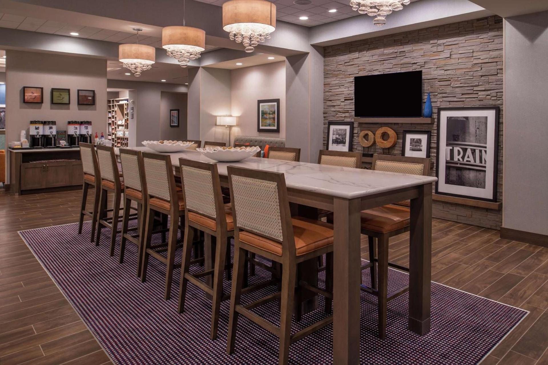 Hampton Inn Benson photo 16