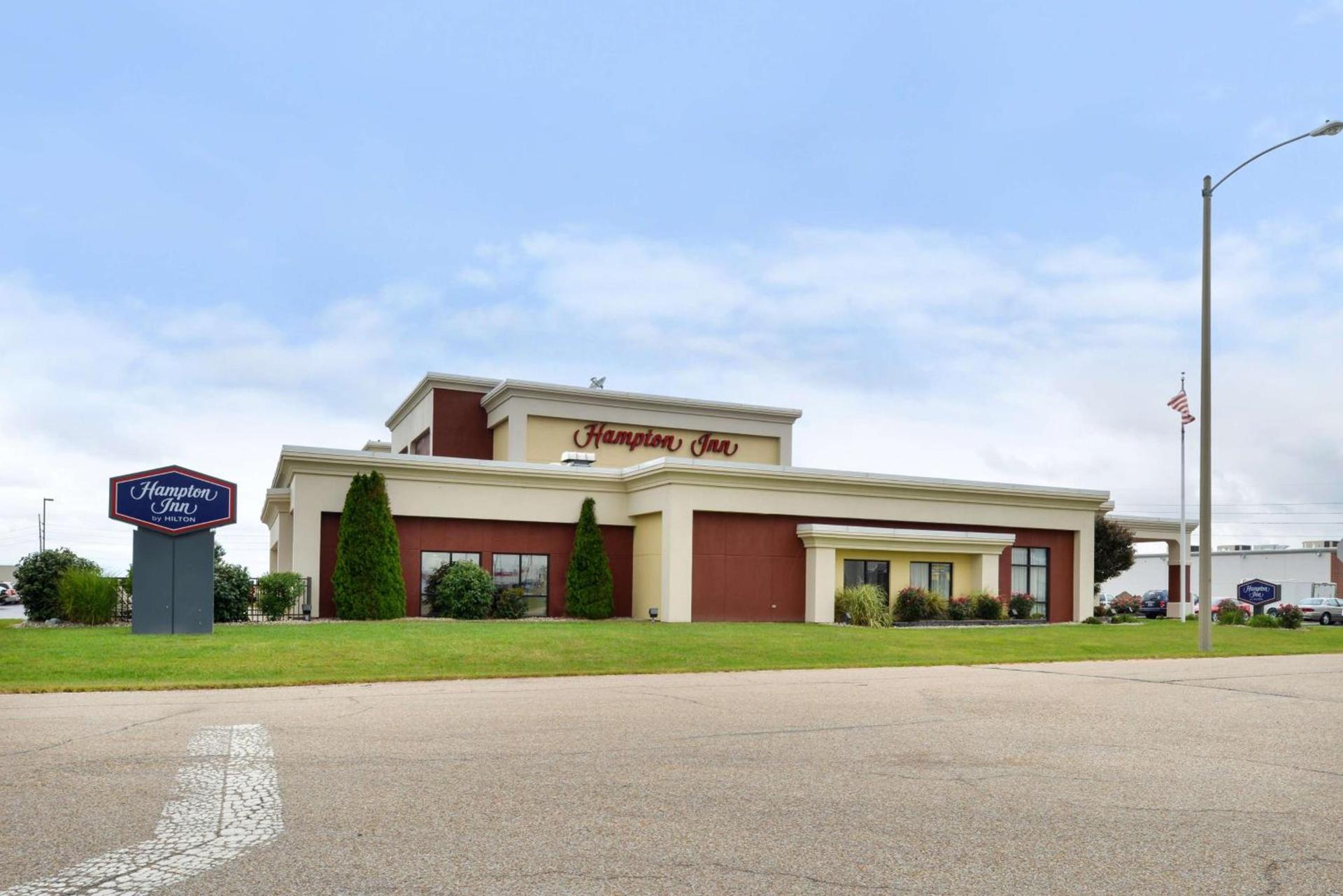Hampton Inn by Hilton Litchfield photo 2