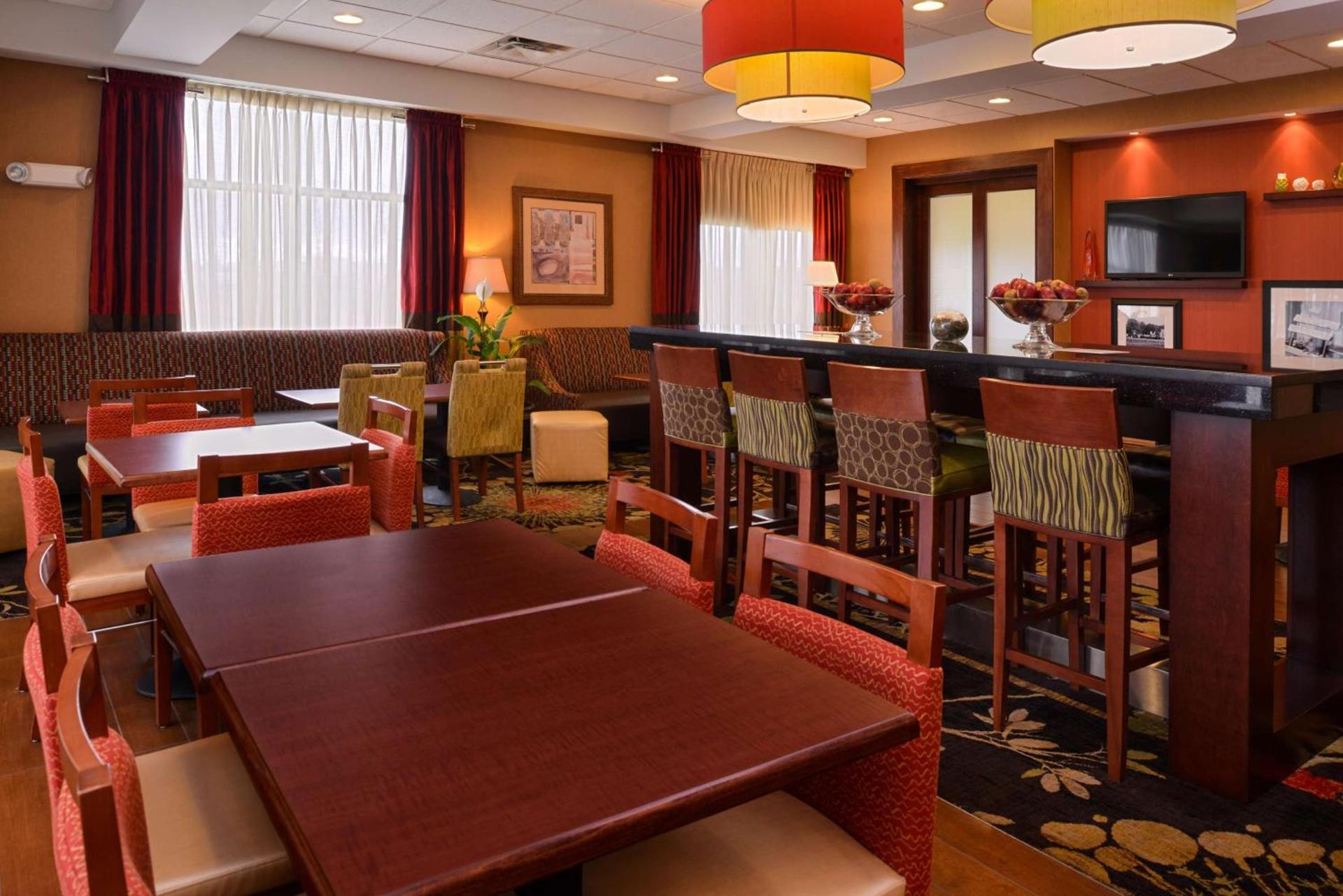 Hampton Inn by Hilton Litchfield photo 5
