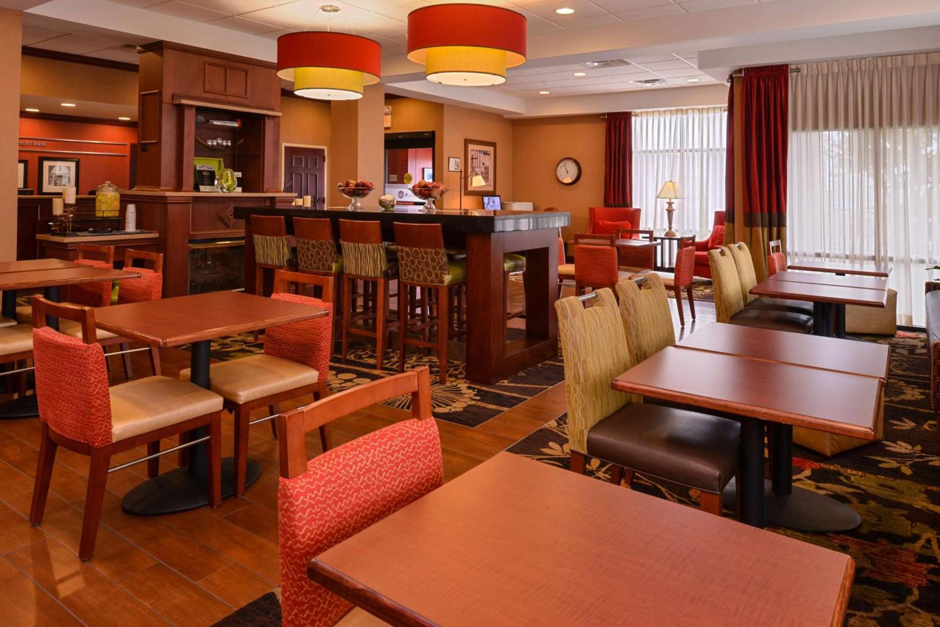 Hampton Inn by Hilton Litchfield photo 6