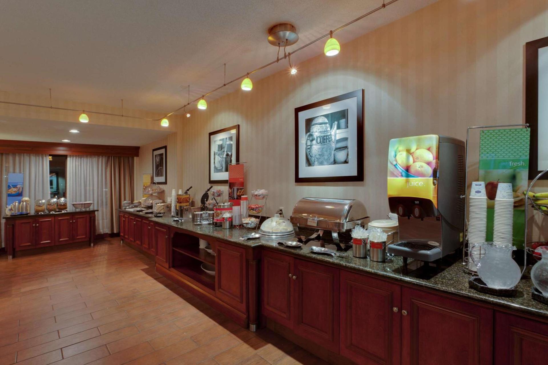 Hampton Inn Princeton photo 8