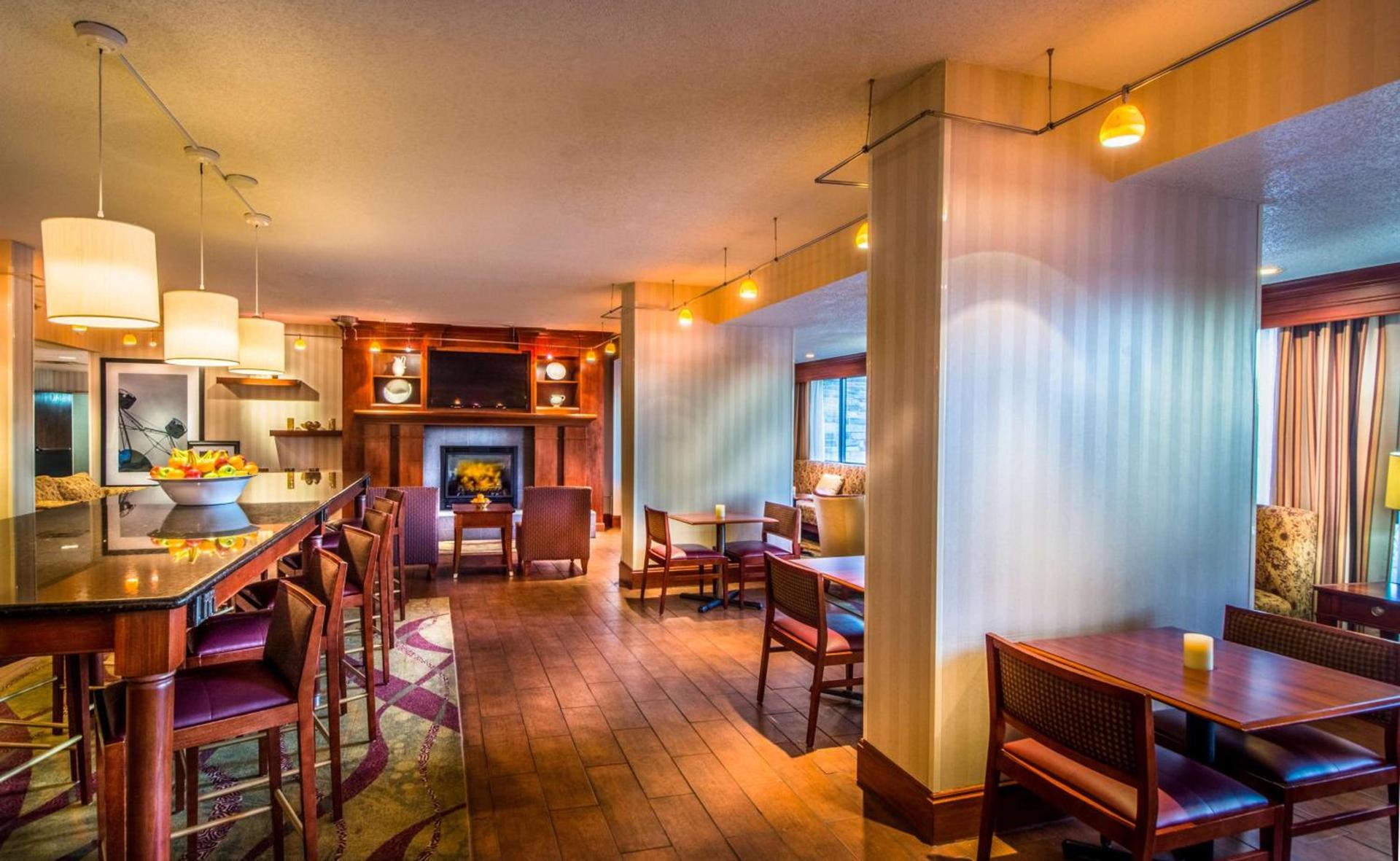 Hampton Inn Princeton photo 9