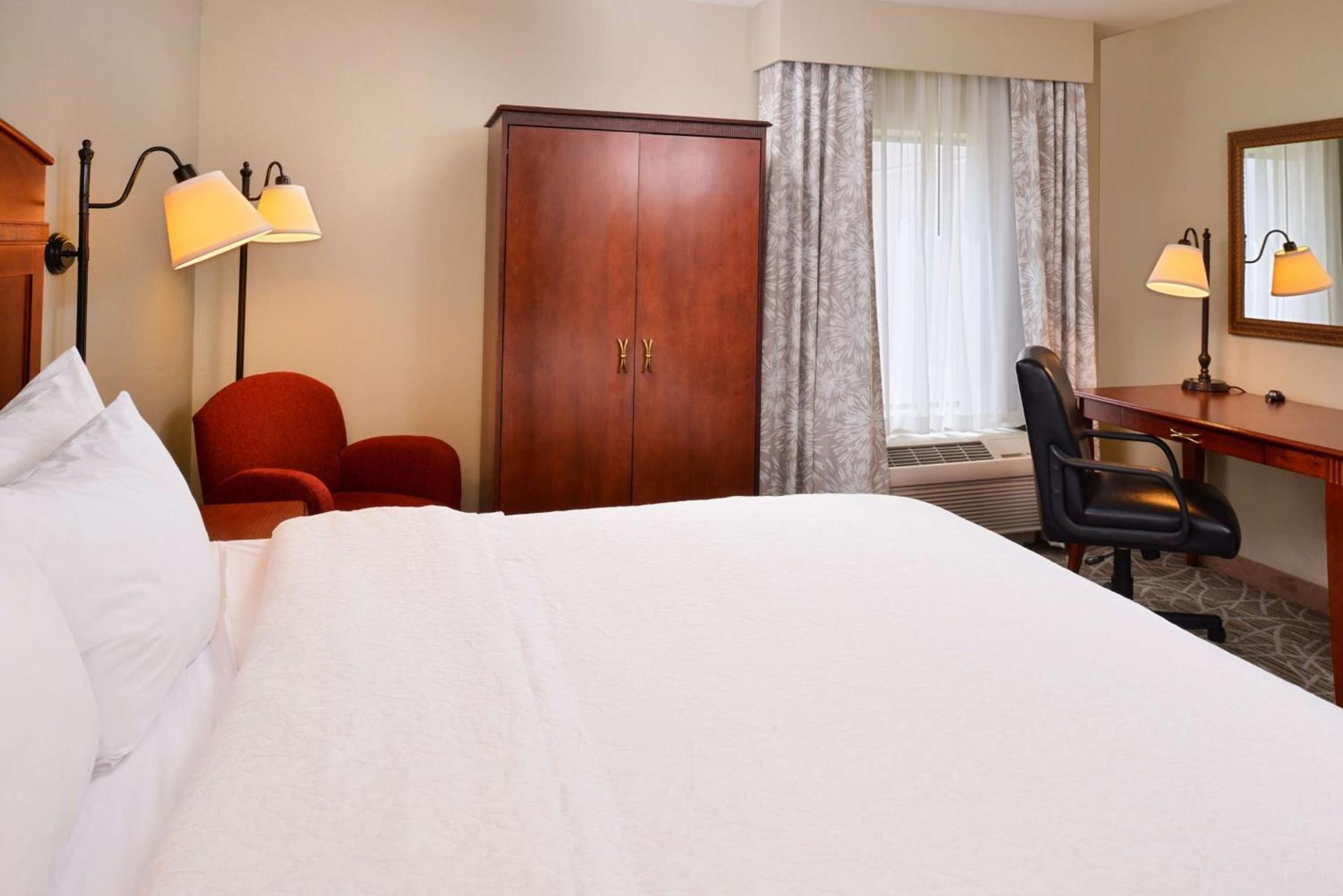Hampton Inn by Hilton Litchfield photo 27