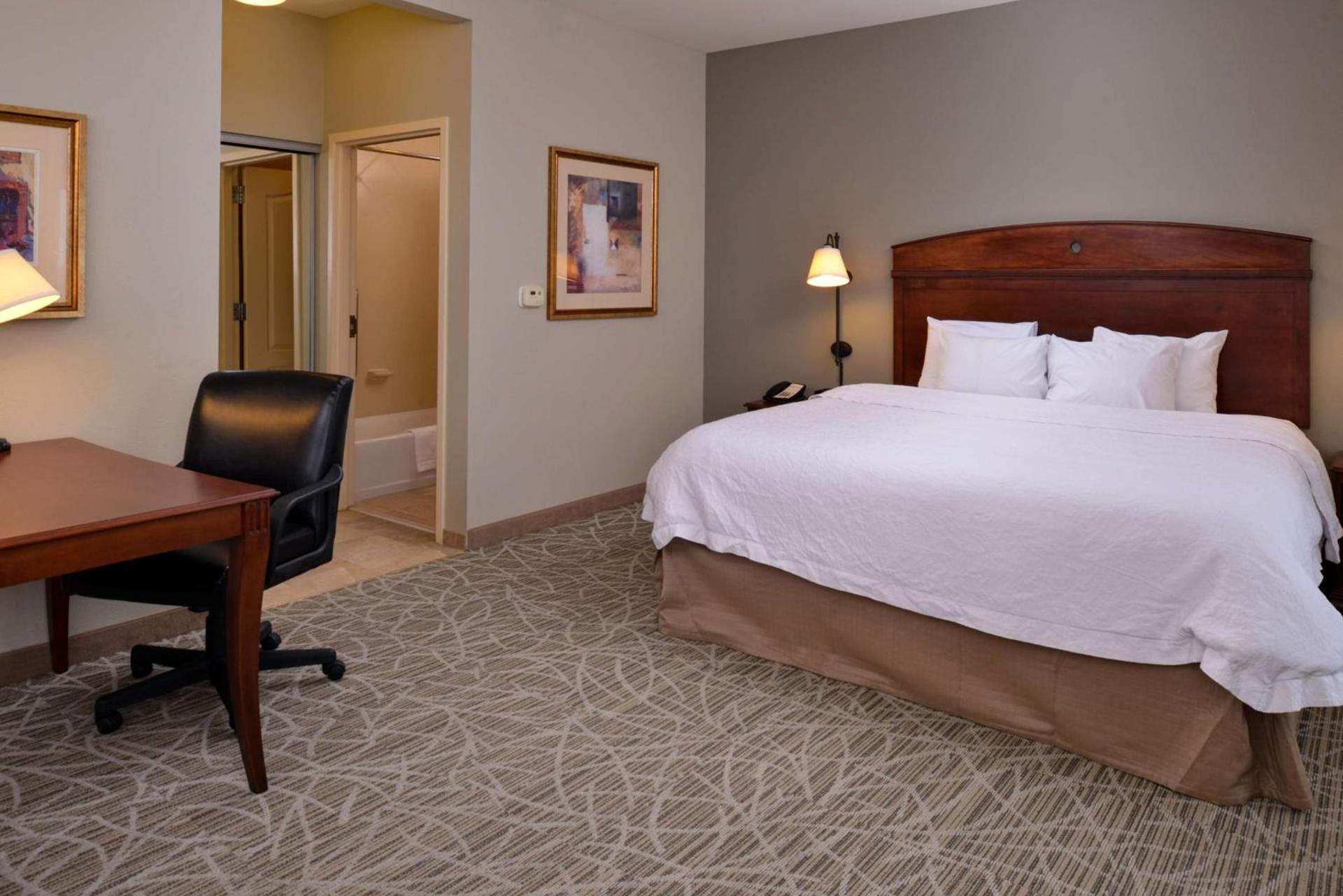 Hampton Inn by Hilton Litchfield photo 38