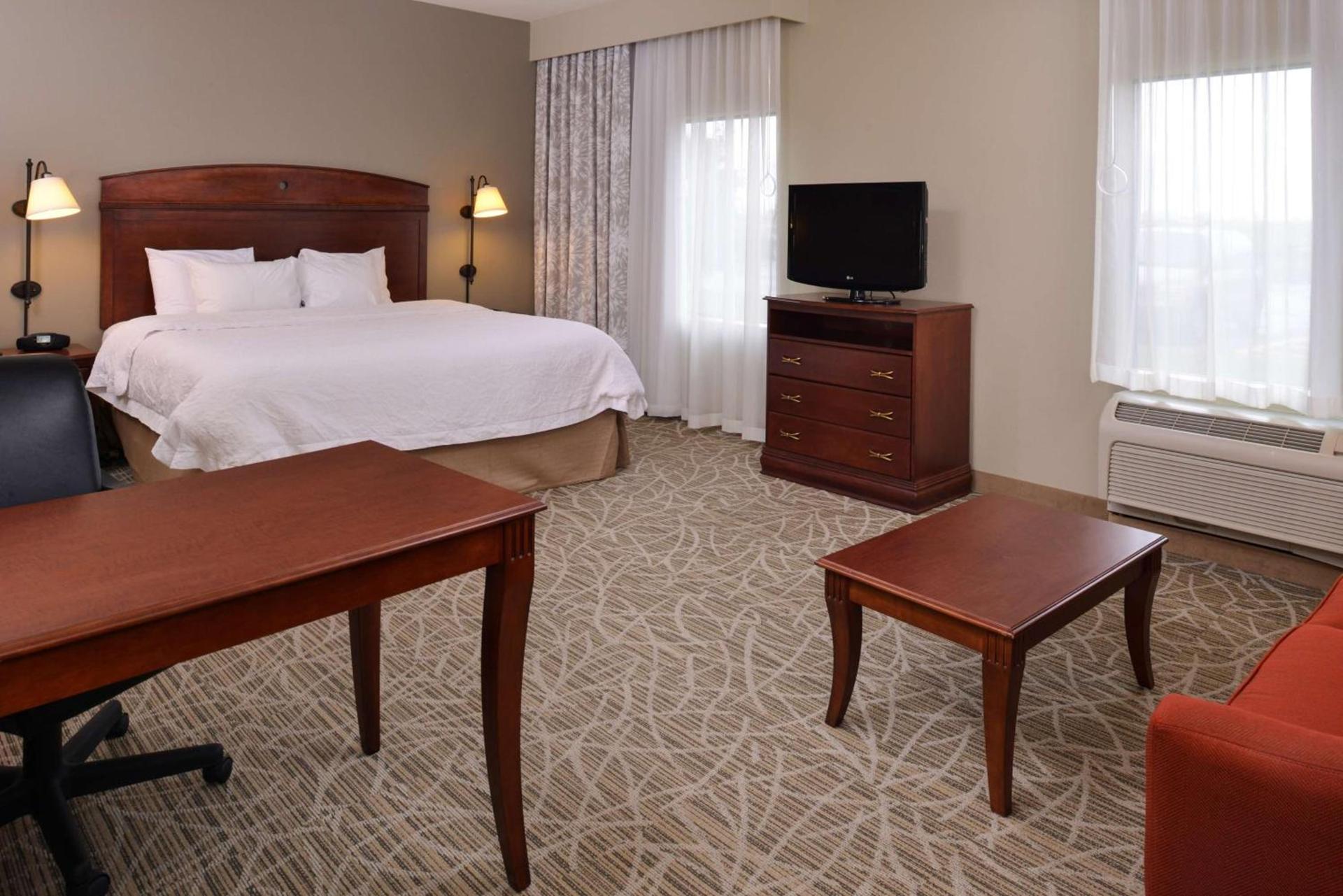 Hampton Inn by Hilton Litchfield photo 40