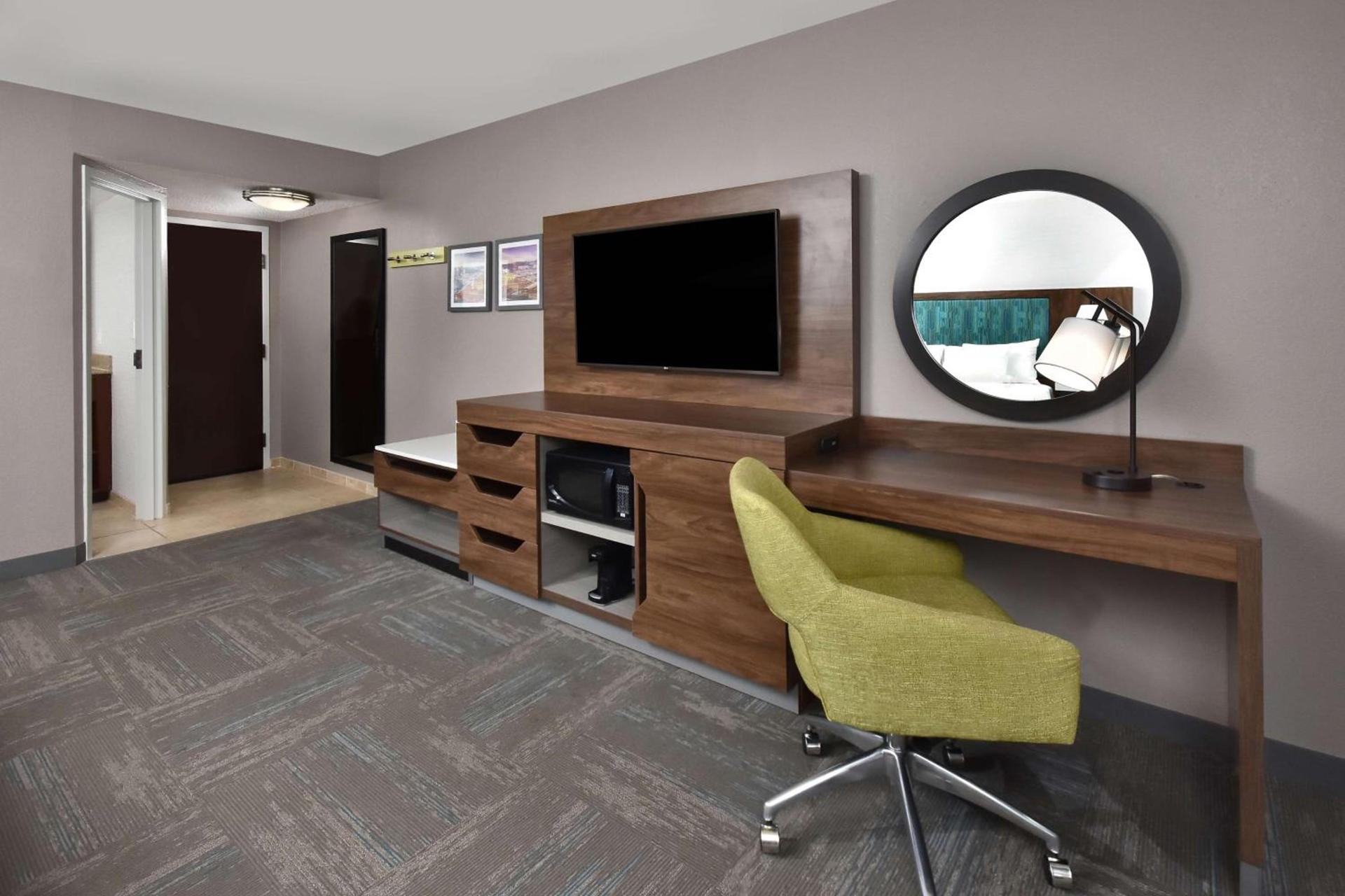 Hampton Inn Princeton photo 30
