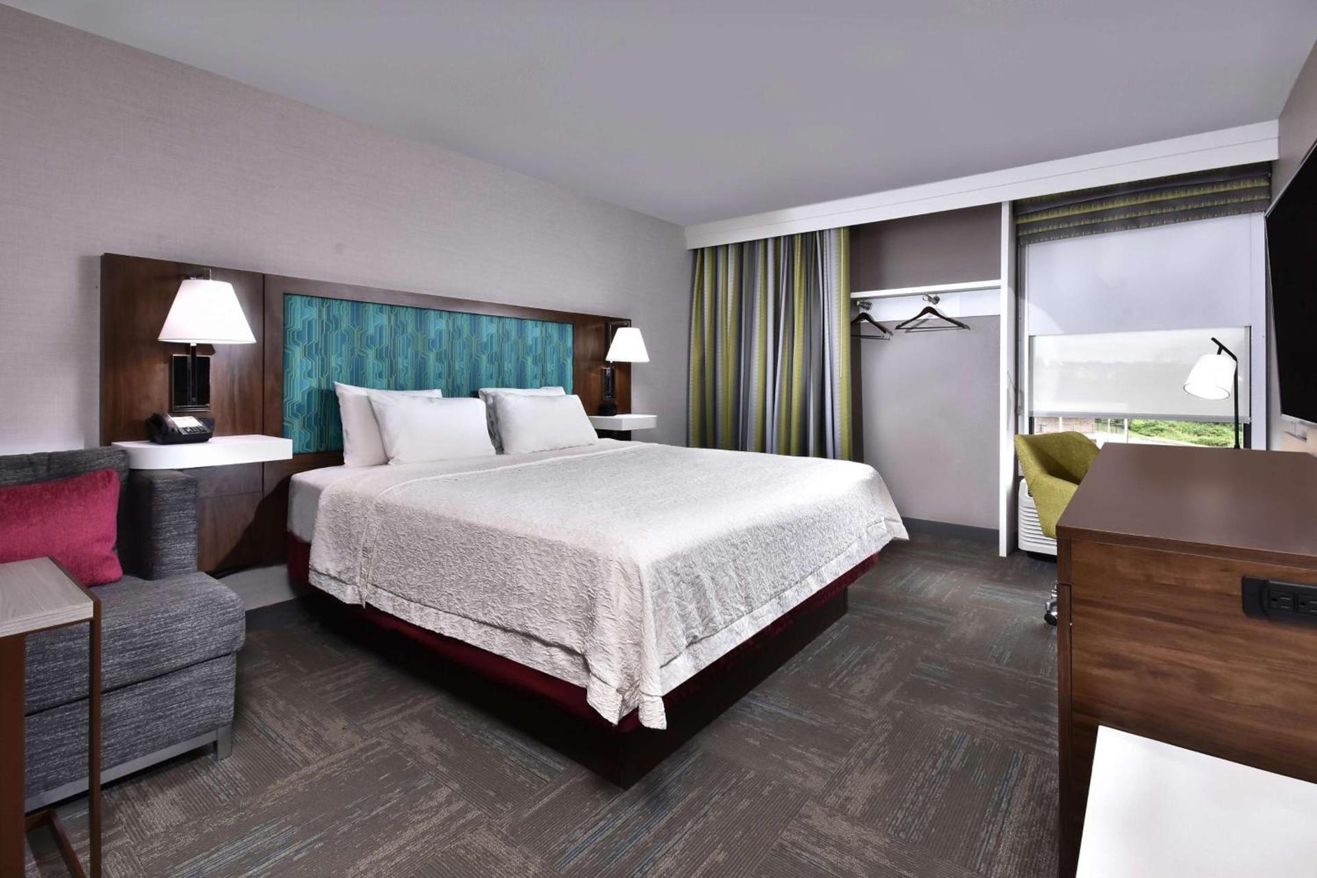 Hampton Inn Princeton photo 39