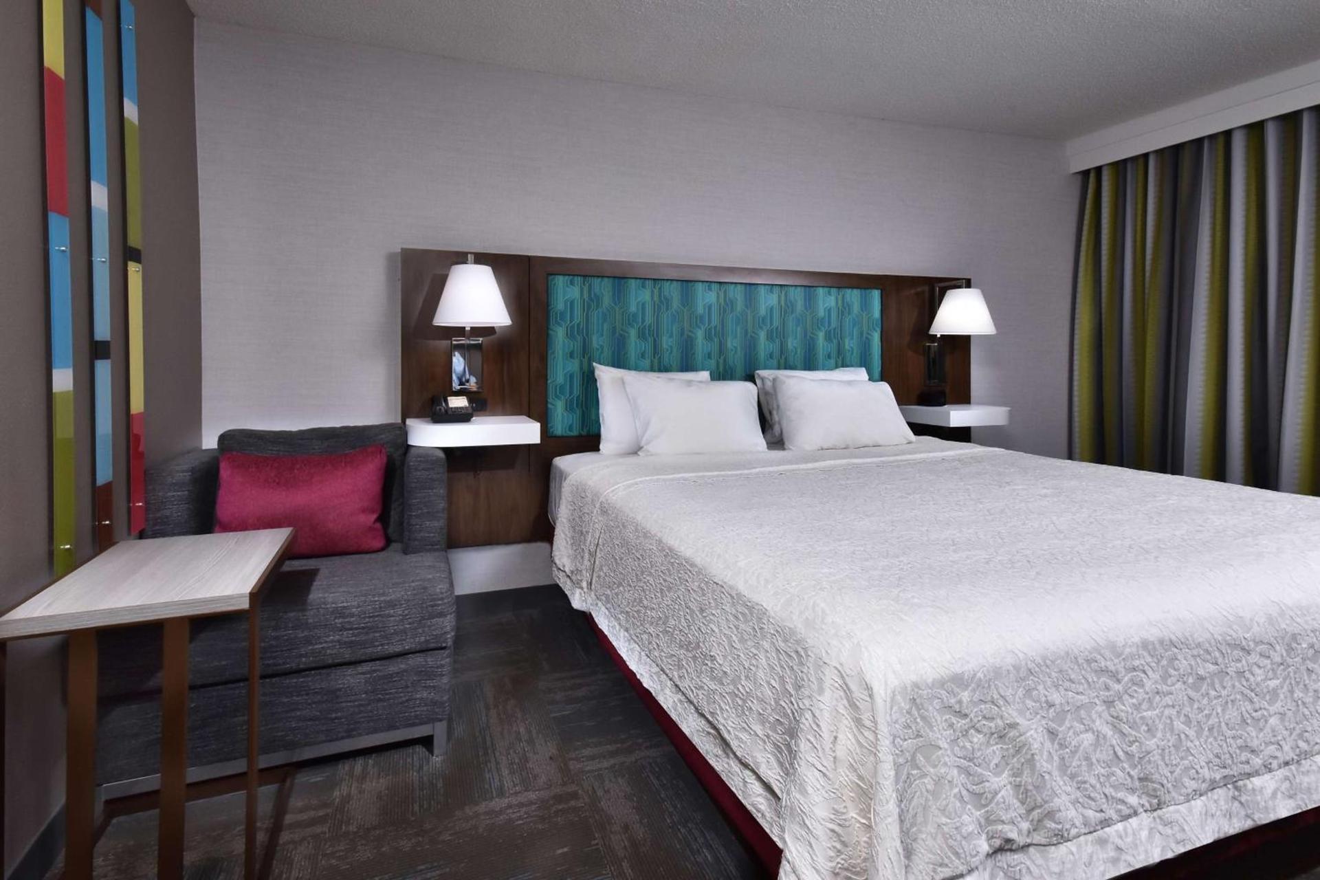 Hampton Inn Princeton photo 41