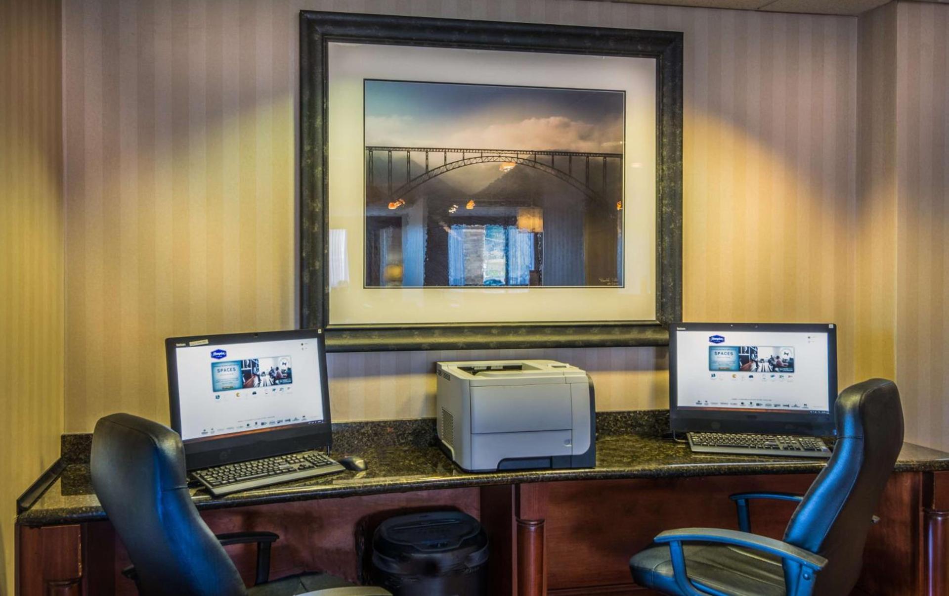Hampton Inn Princeton photo 45