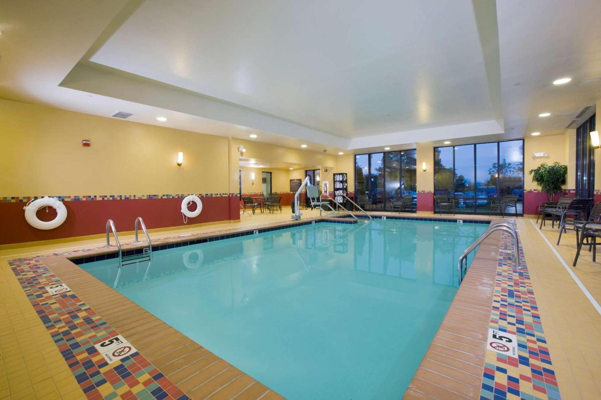 Hampton Inn Reading/Wyomissing photo 8