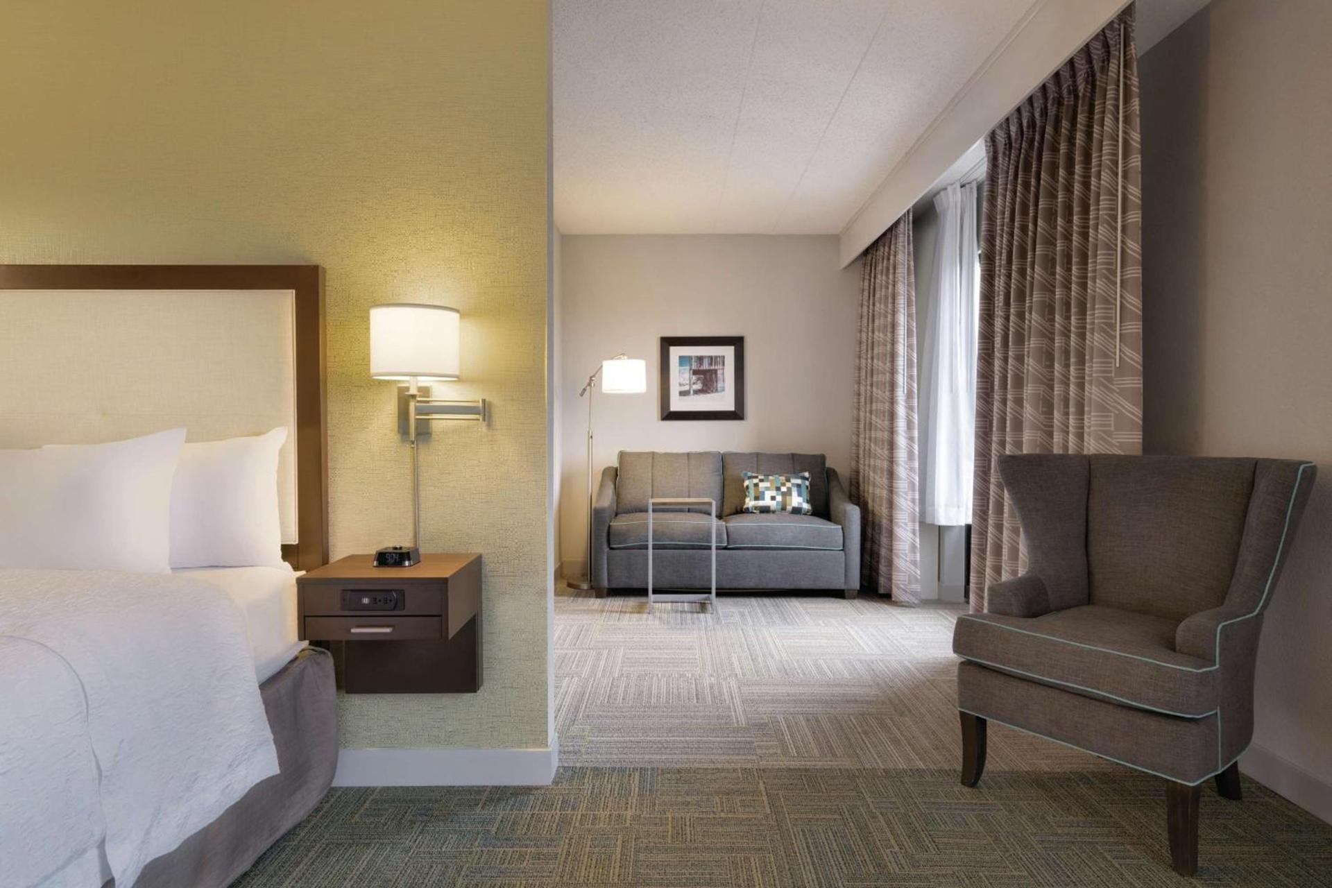 Hampton Inn Reading/Wyomissing photo 13
