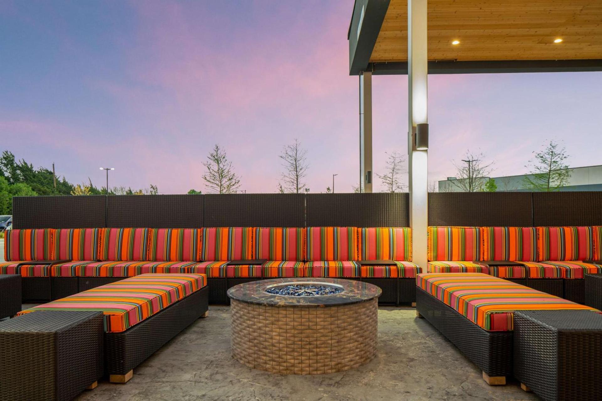 Home2 Suites By Hilton Rowlett Rockwall Marina photo 3