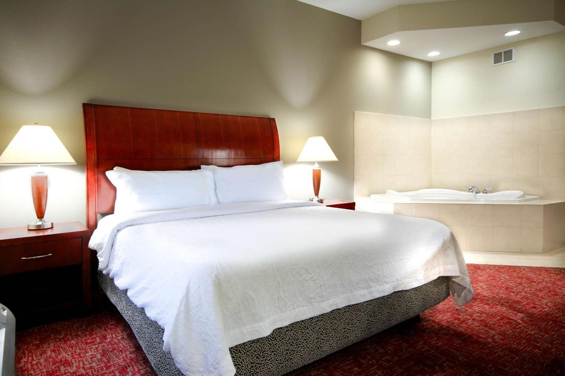 Hilton Garden Inn Elkhart photo 11