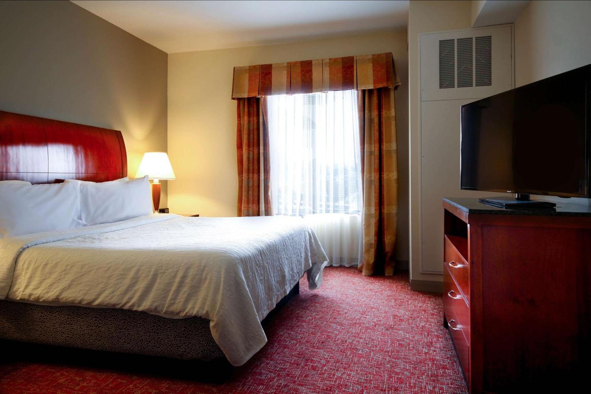 Hilton Garden Inn Elkhart photo 9