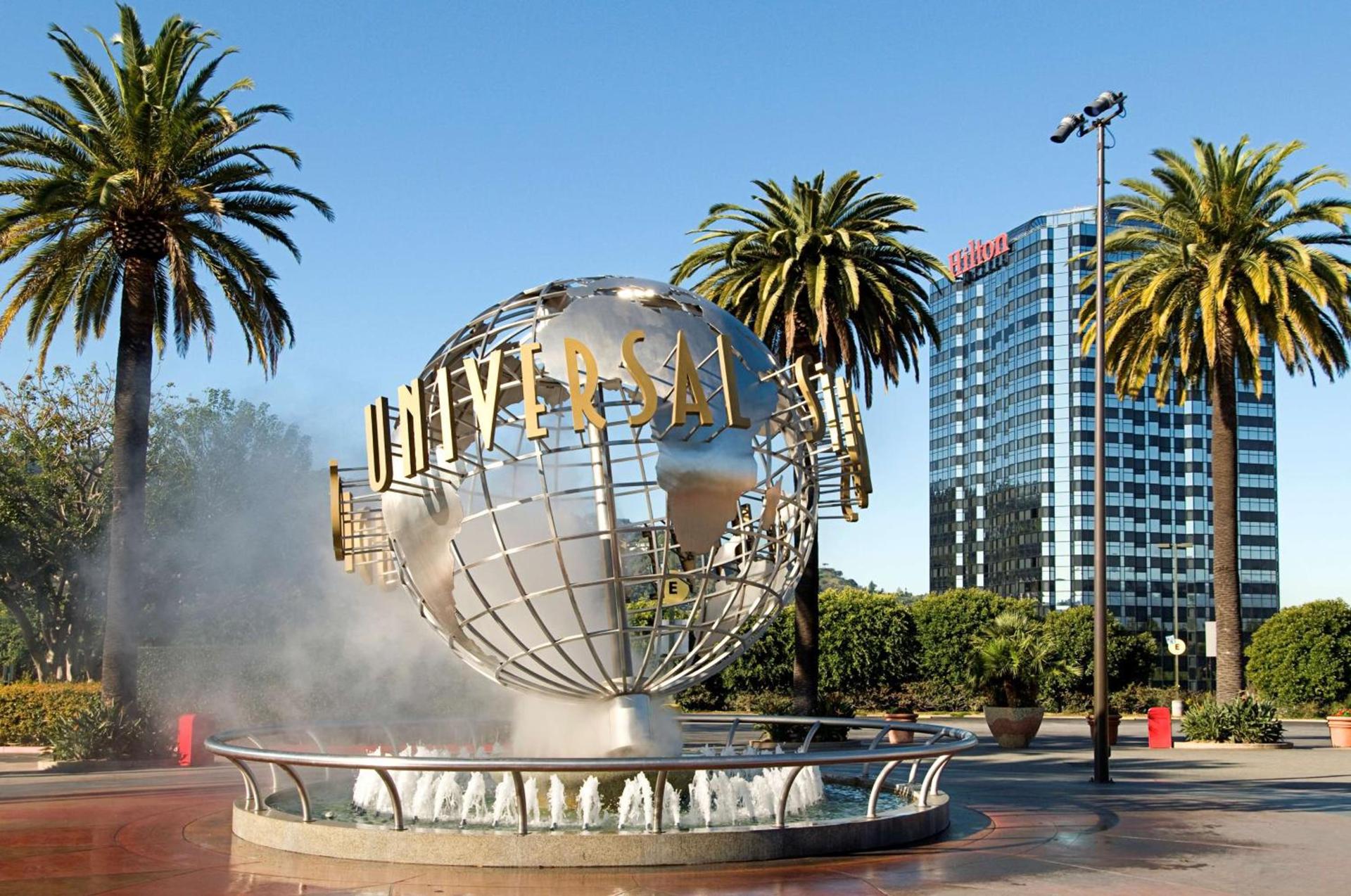 Hilton Los Angeles-Universal City photo 2