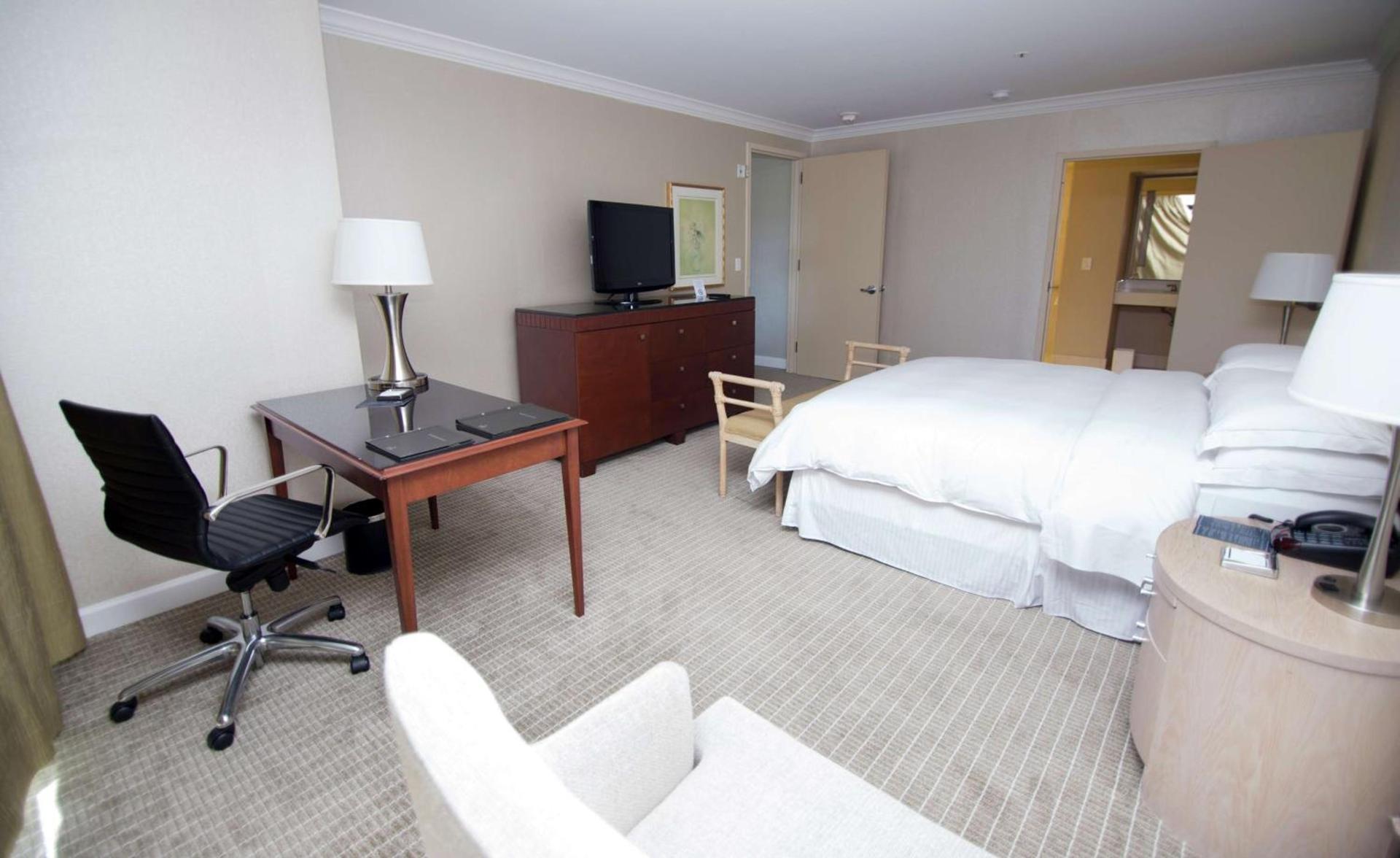 Hilton Los Angeles-Universal City photo 18