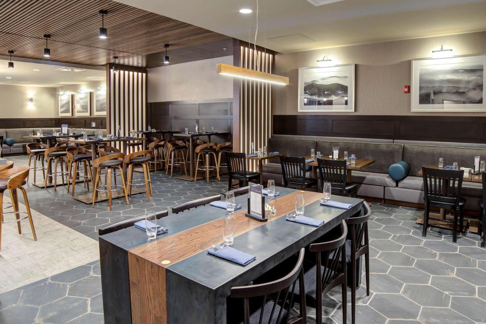 Doubletree by Hilton Harrisonburg photo 8