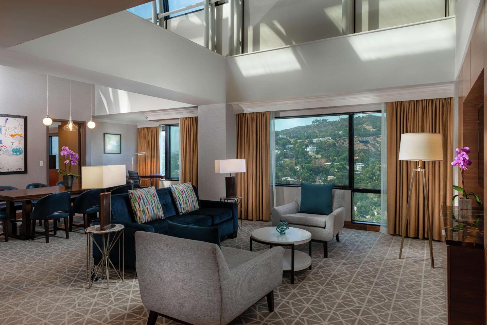 Hilton Los Angeles-Universal City photo 25