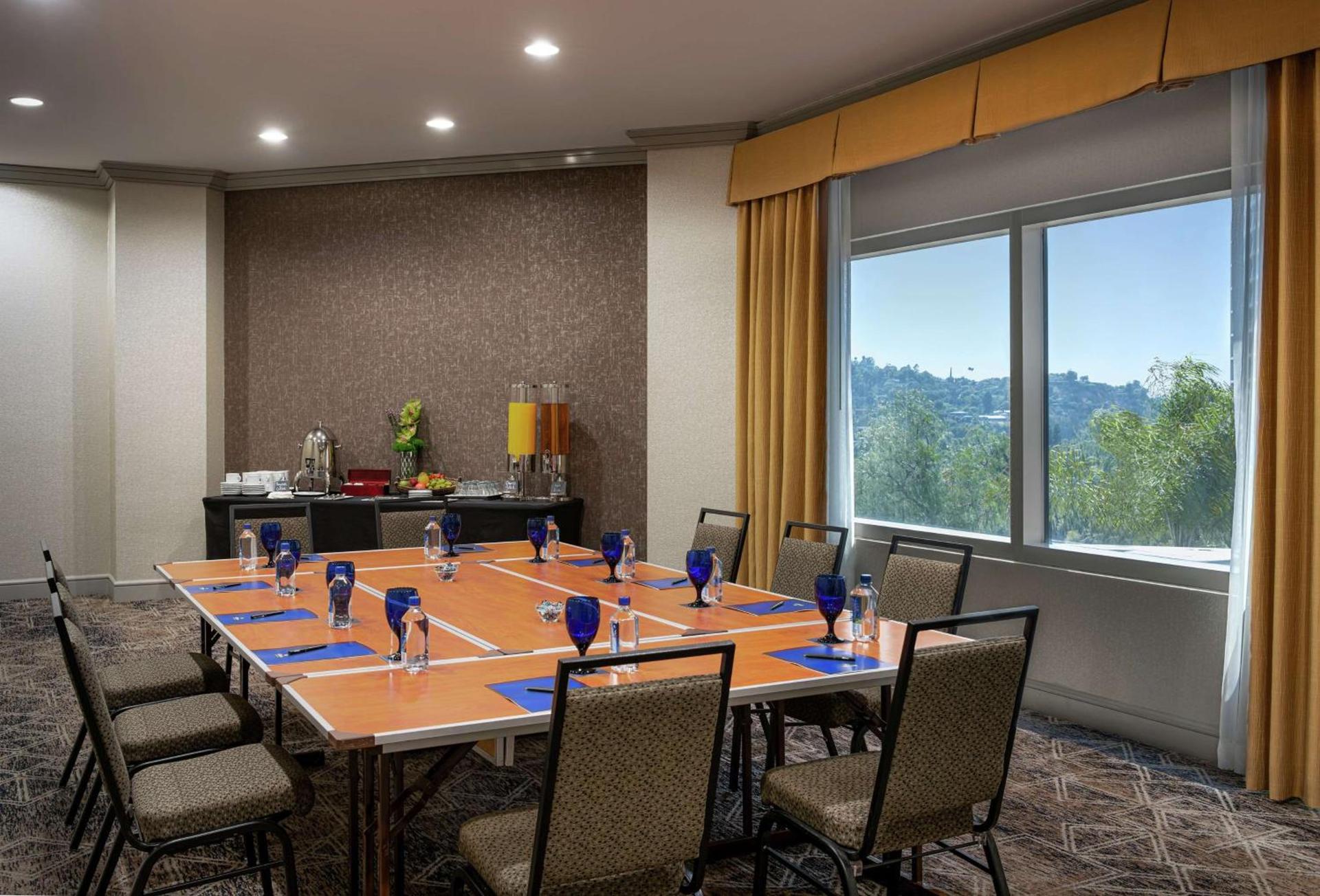 Hilton Los Angeles-Universal City photo 47