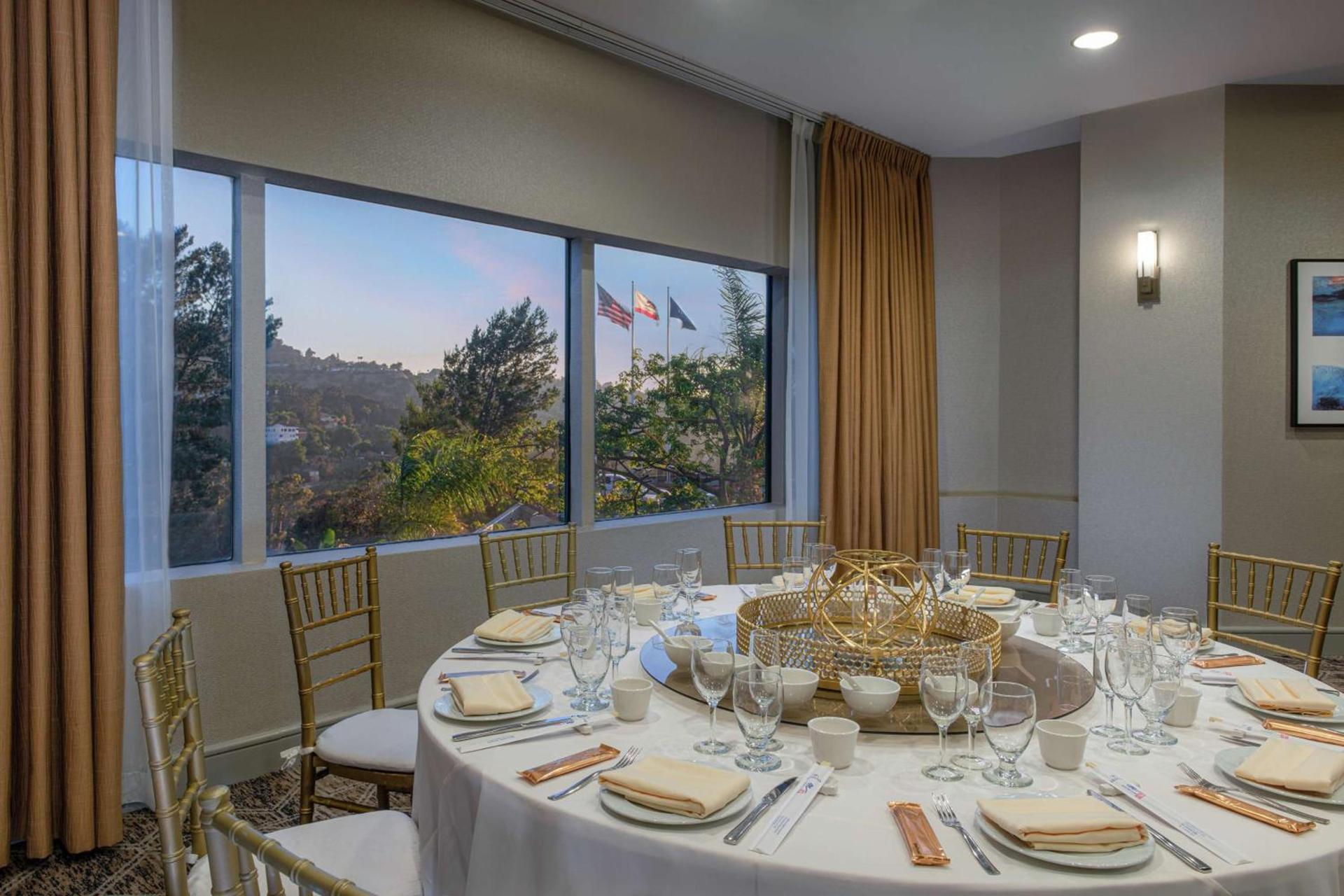 Hilton Los Angeles-Universal City photo 50