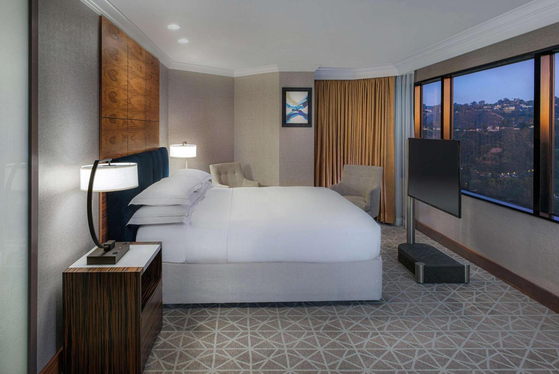 Hilton Los Angeles-Universal City photo 55