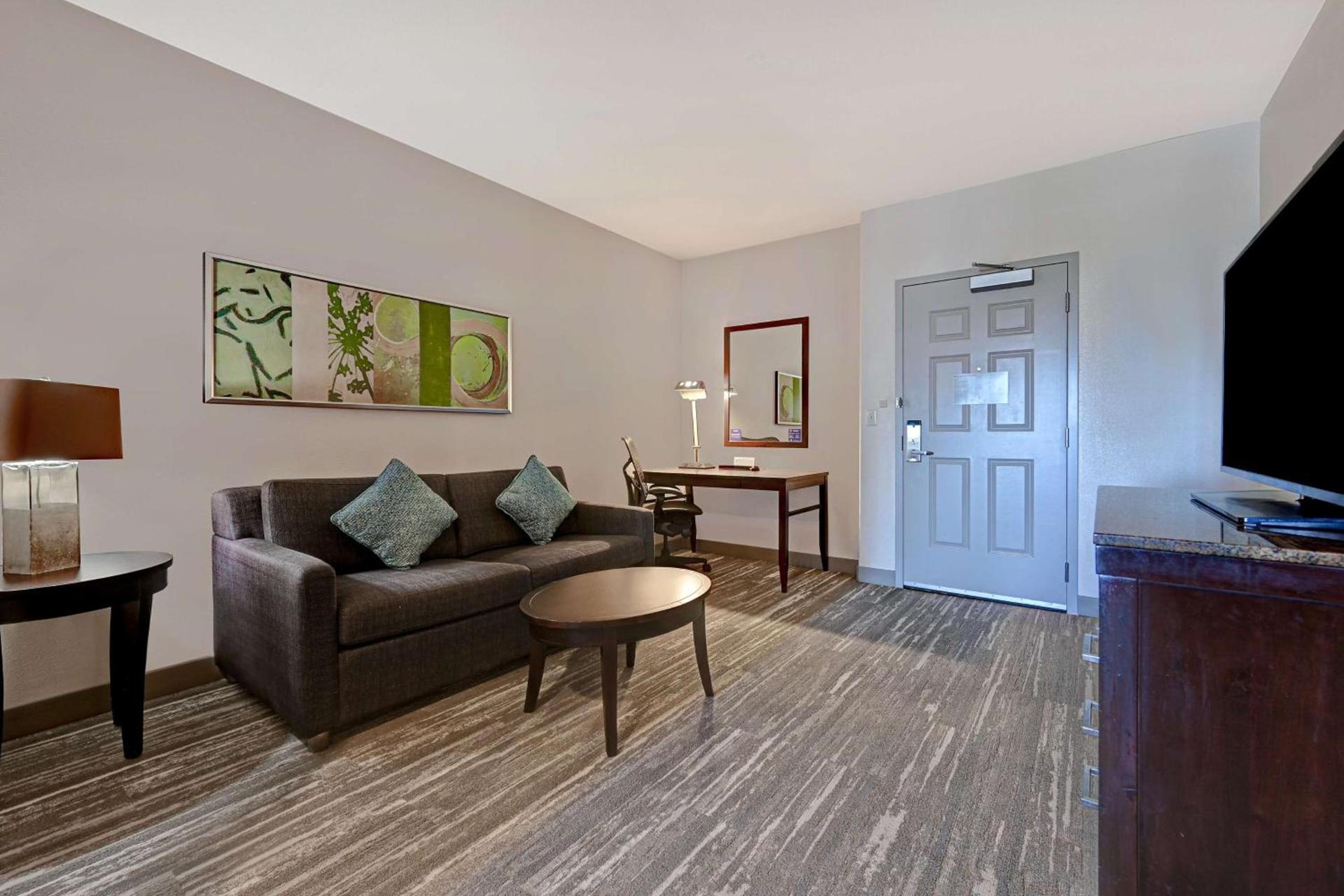 Hilton Garden Inn San Bernardino photo 27