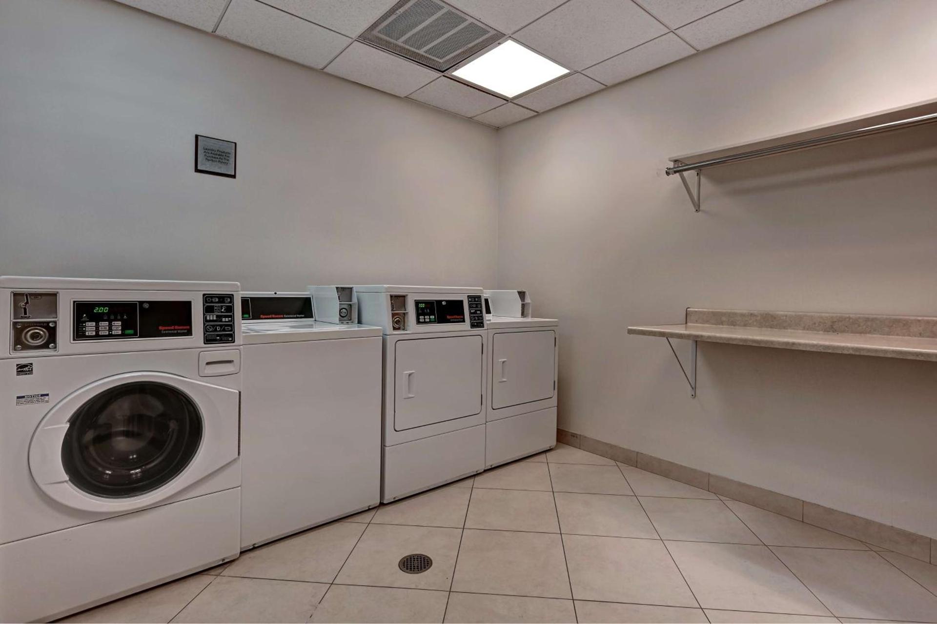 Hilton Garden Inn San Bernardino photo 47