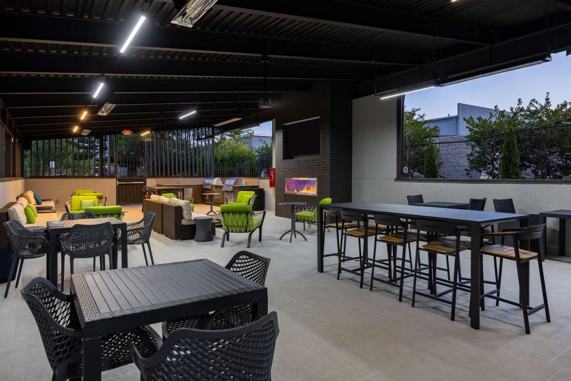 Hampton Inn & Suites Alpharetta Roswell photo 3