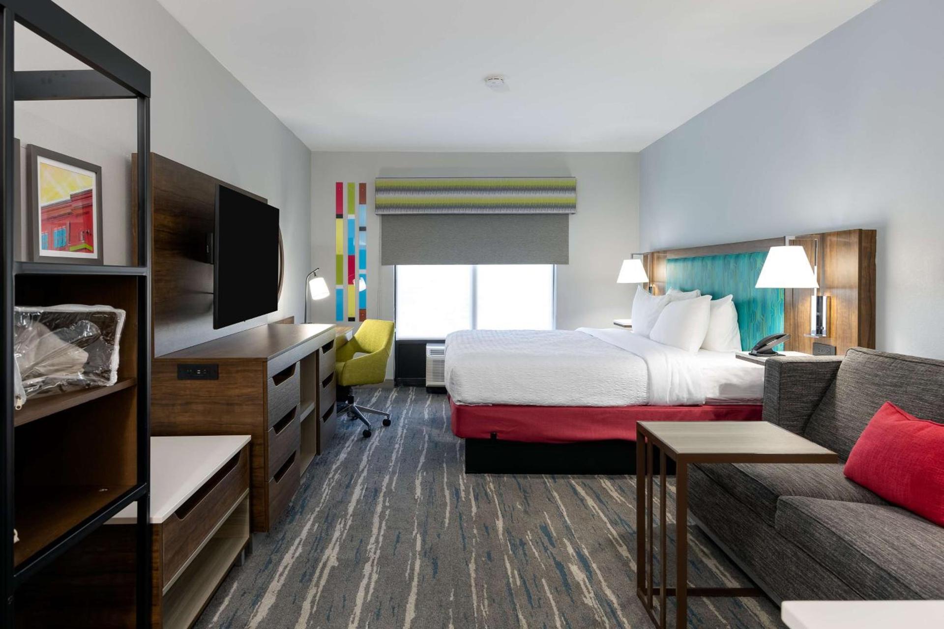 Hampton Inn & Suites Alpharetta Roswell photo 61