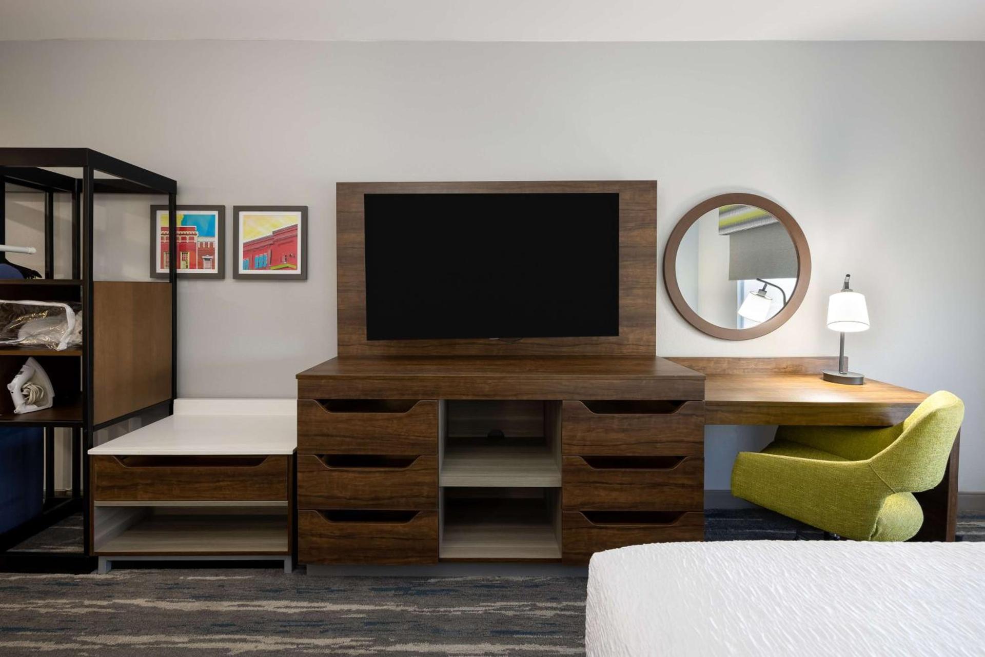 Hampton Inn & Suites Alpharetta Roswell photo 62