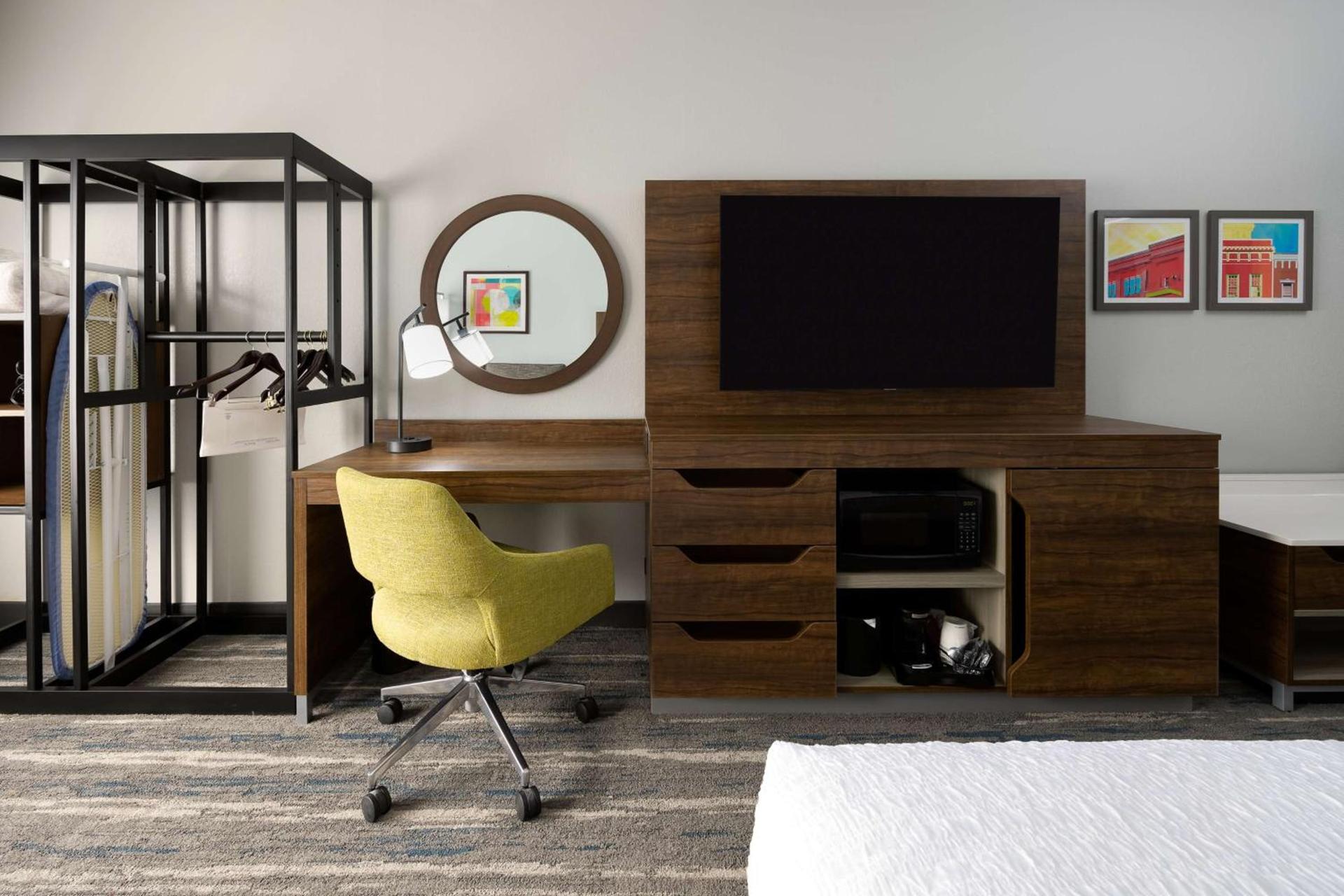 Hampton Inn & Suites Alpharetta Roswell photo 67