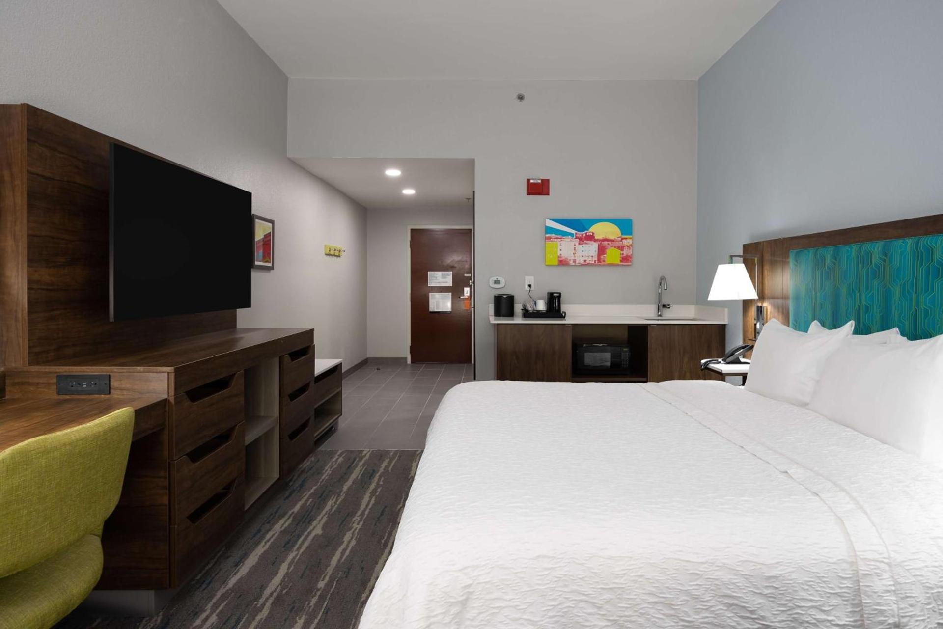Hampton Inn & Suites Alpharetta Roswell photo 68