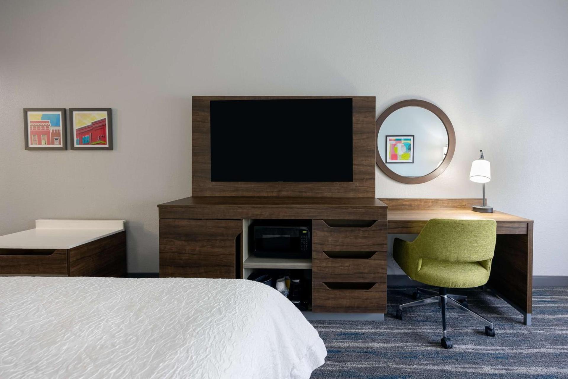 Hampton Inn & Suites Alpharetta Roswell photo 66