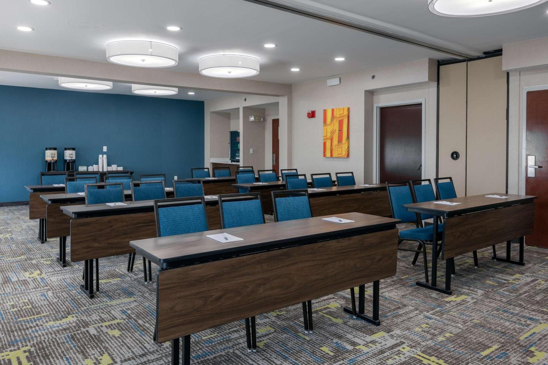 Hampton Inn & Suites Alpharetta Roswell photo 72