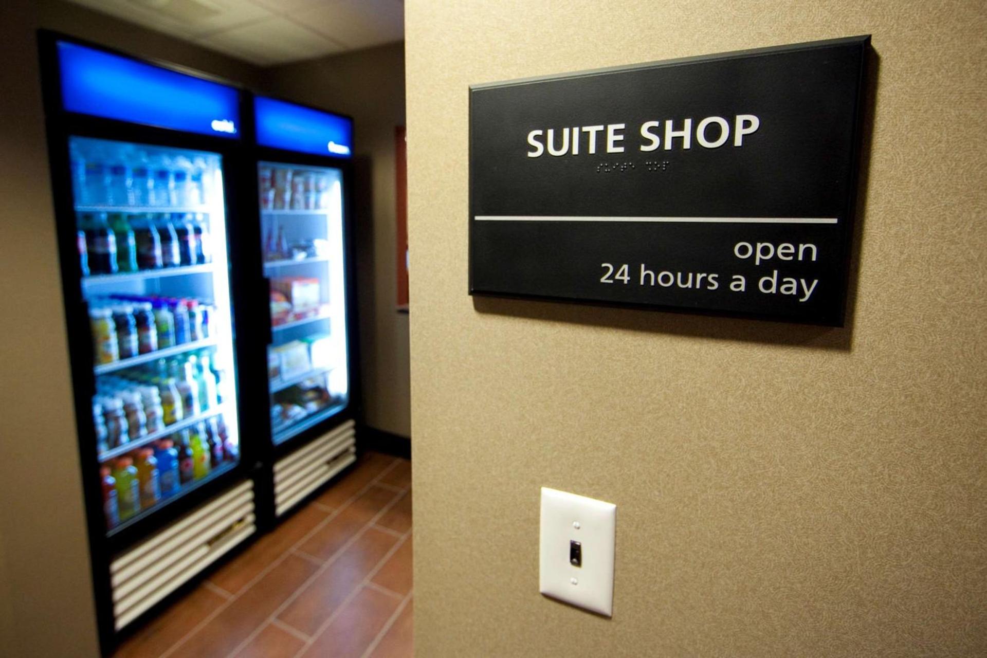 Hampton Inn & Suites by Hilton Seattle/Kent photo 7