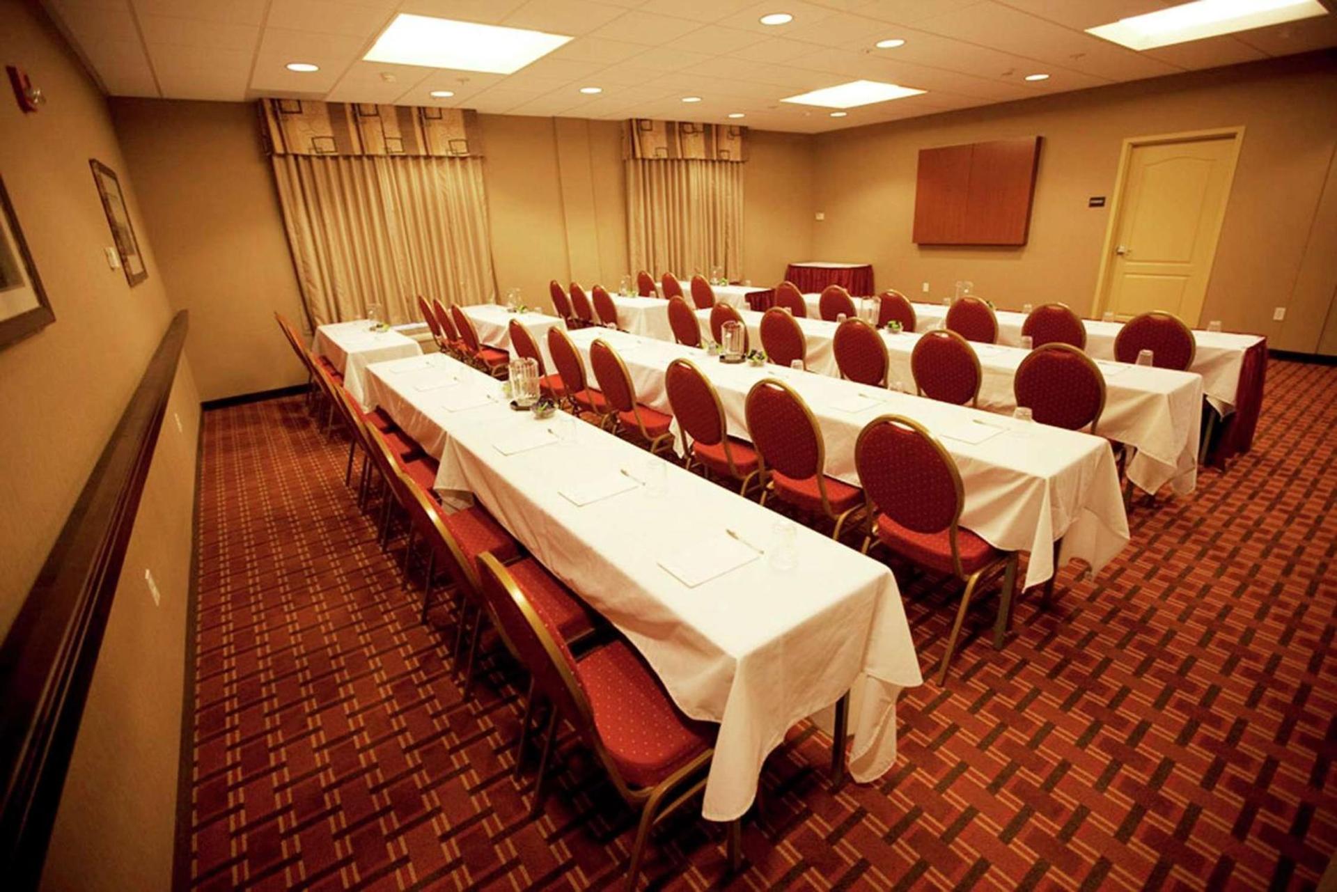 Hampton Inn & Suites by Hilton Seattle/Kent photo 21