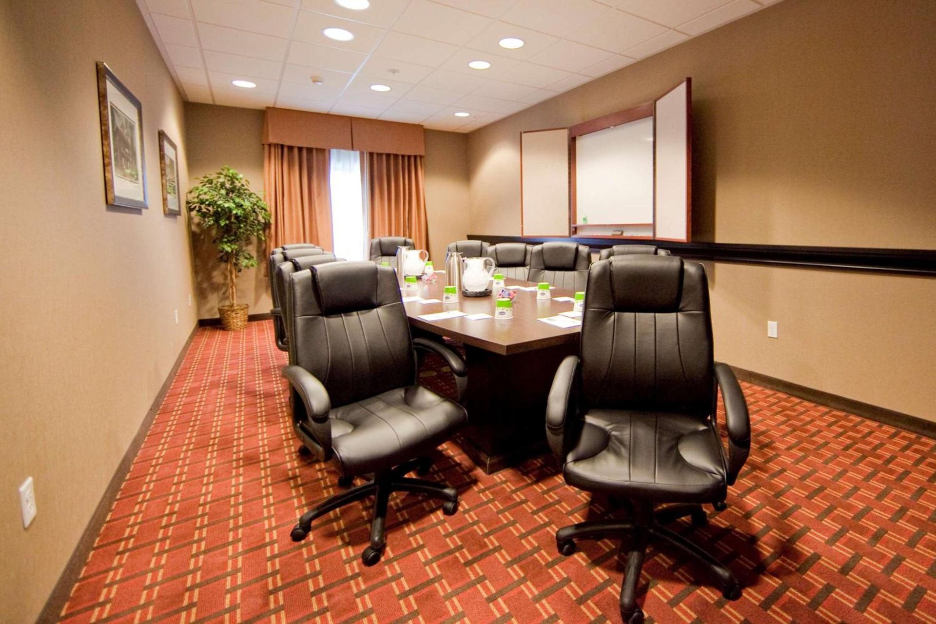 Hampton Inn & Suites by Hilton Seattle/Kent photo 24