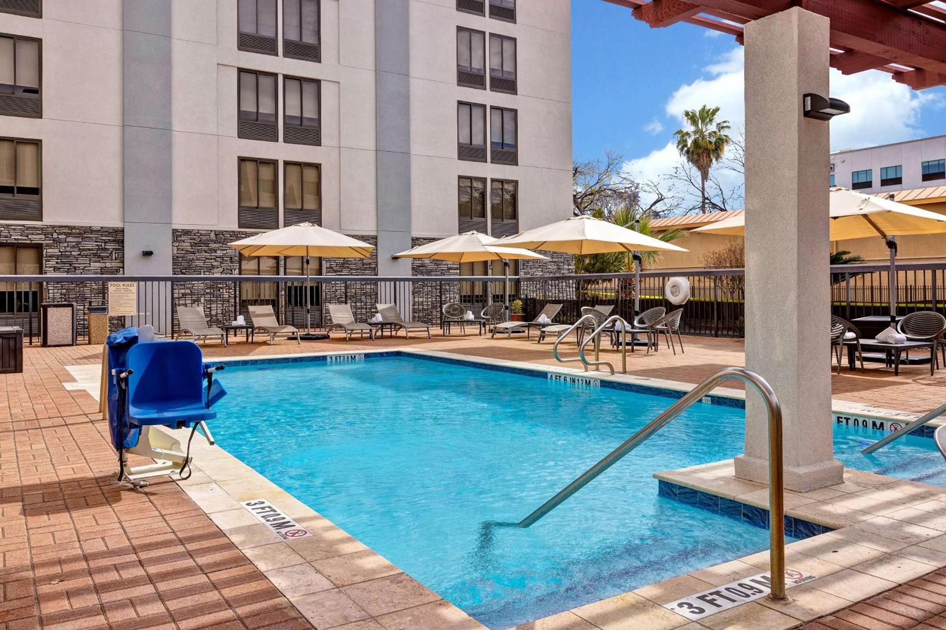 Hampton Inn San Antonio Downtown photo 8