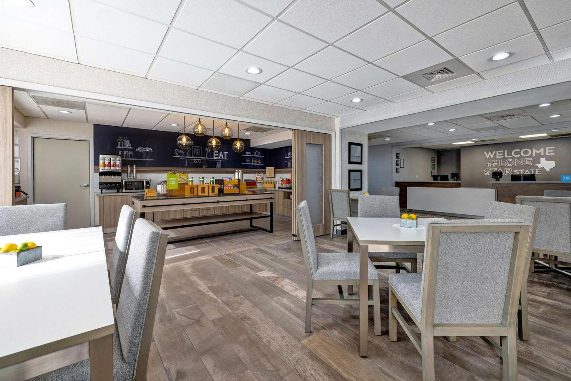 Hampton Inn San Antonio Downtown photo 10