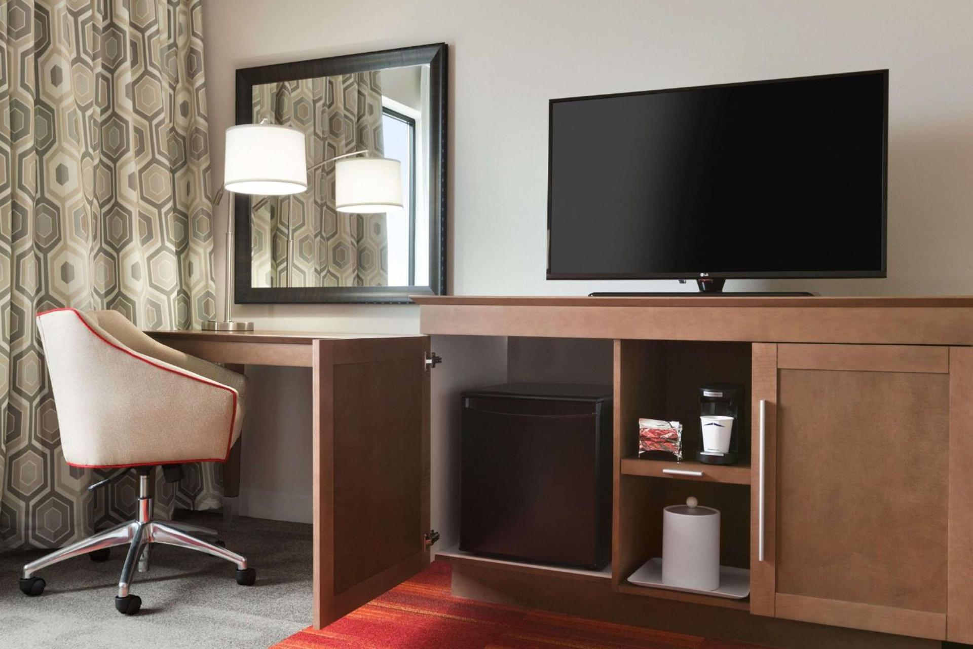 Hampton Inn By Hilton North Olmsted Cleveland Airport photo 12
